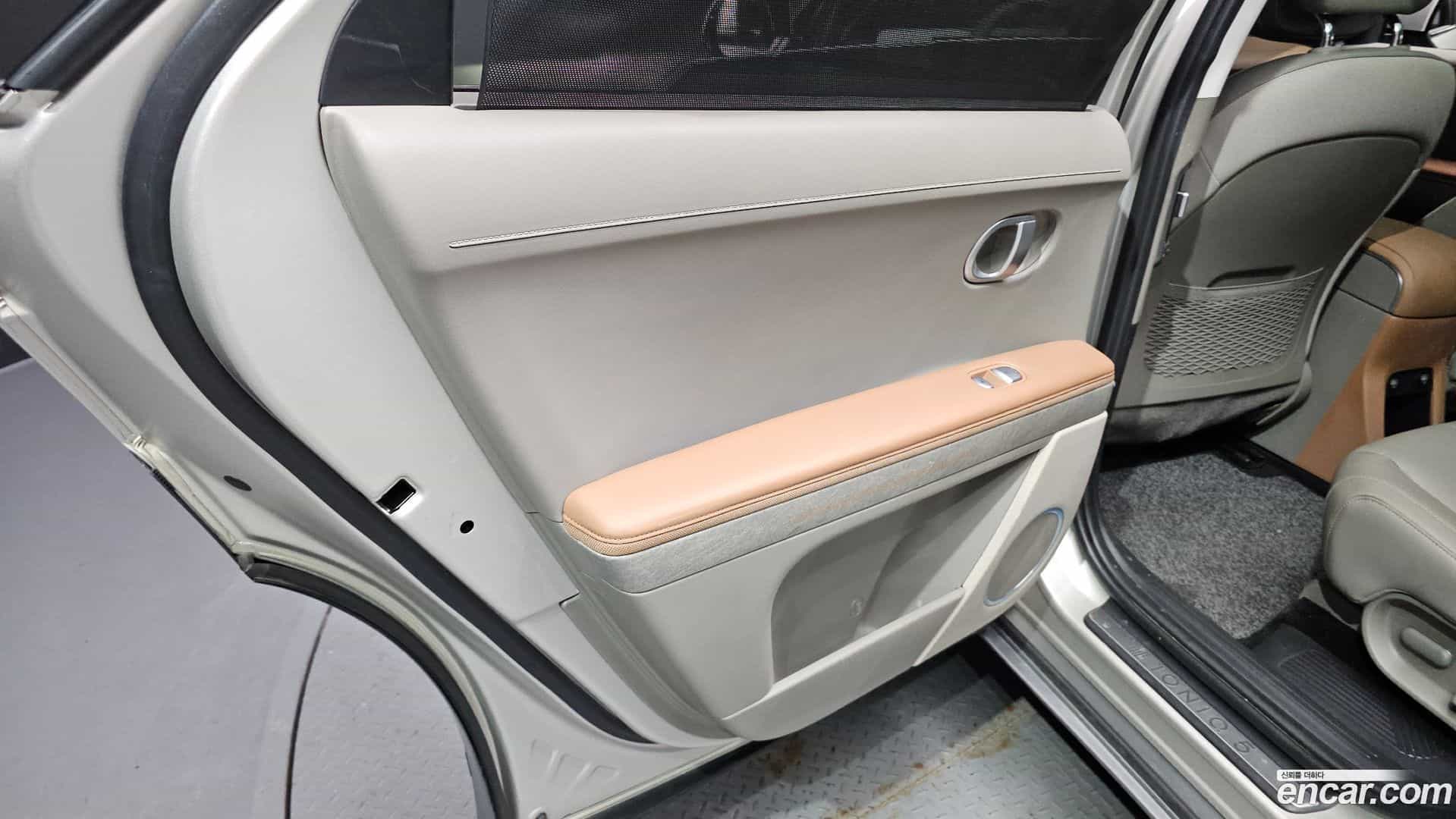 Ioniq5 Hyundai 2022.10-INNER-035