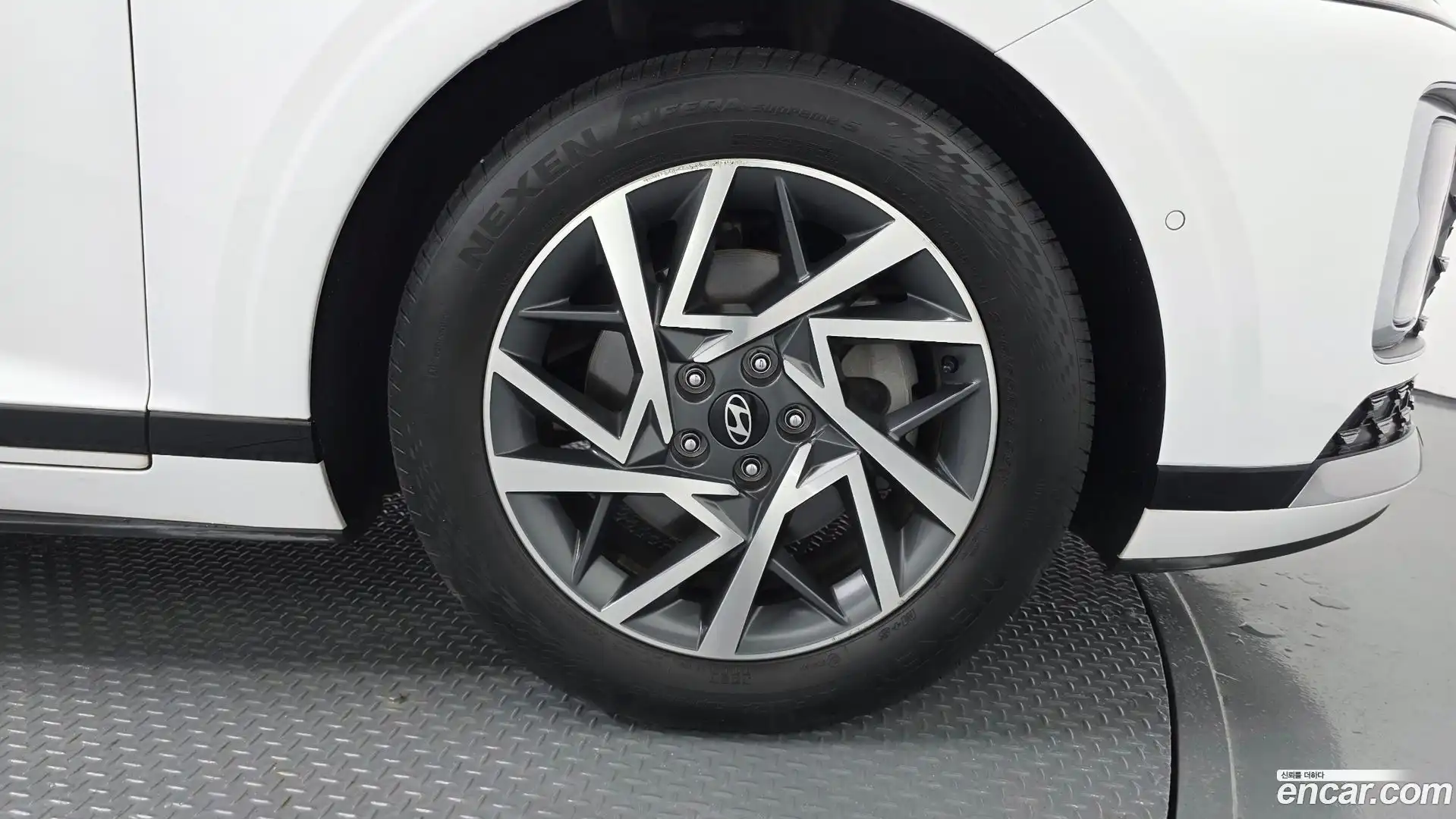 Grandeur Hyundai 2023.3-OUTER-031