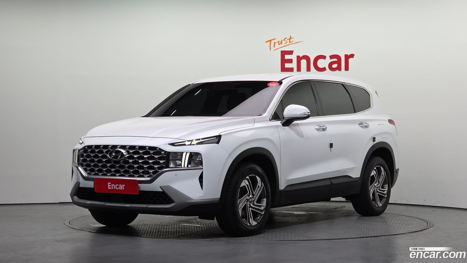 Main__Slider__Photo:Santafe Hyundai 2021.5-0