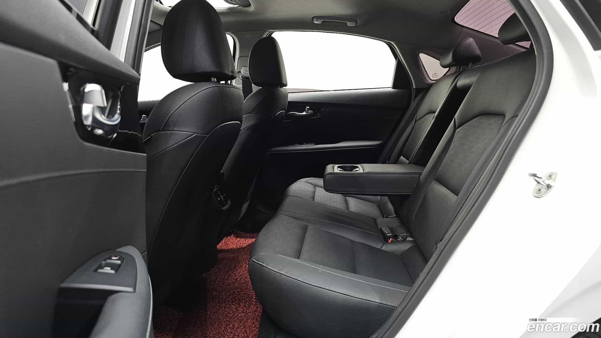 K3 Kia 2019.7-OPTION-016