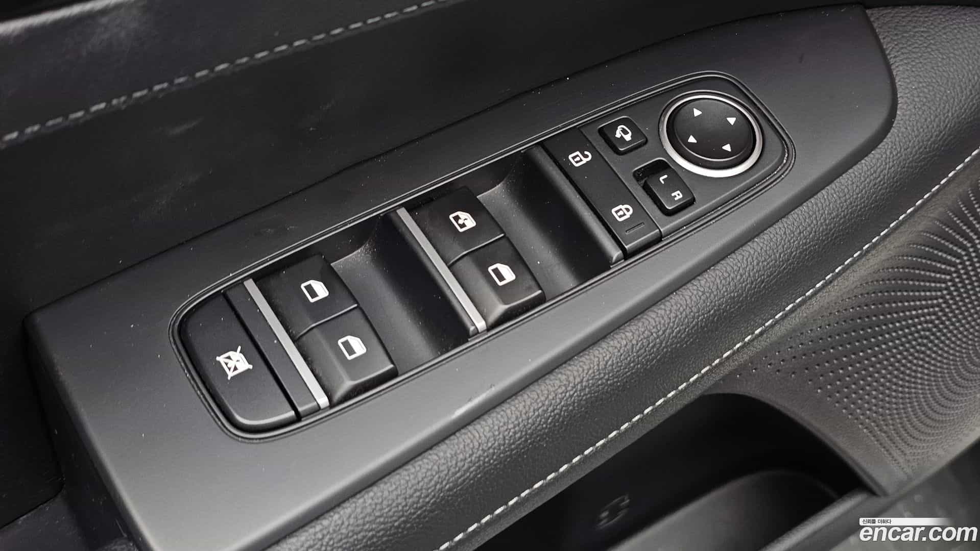 K3 Kia 2019.7-OPTION-024