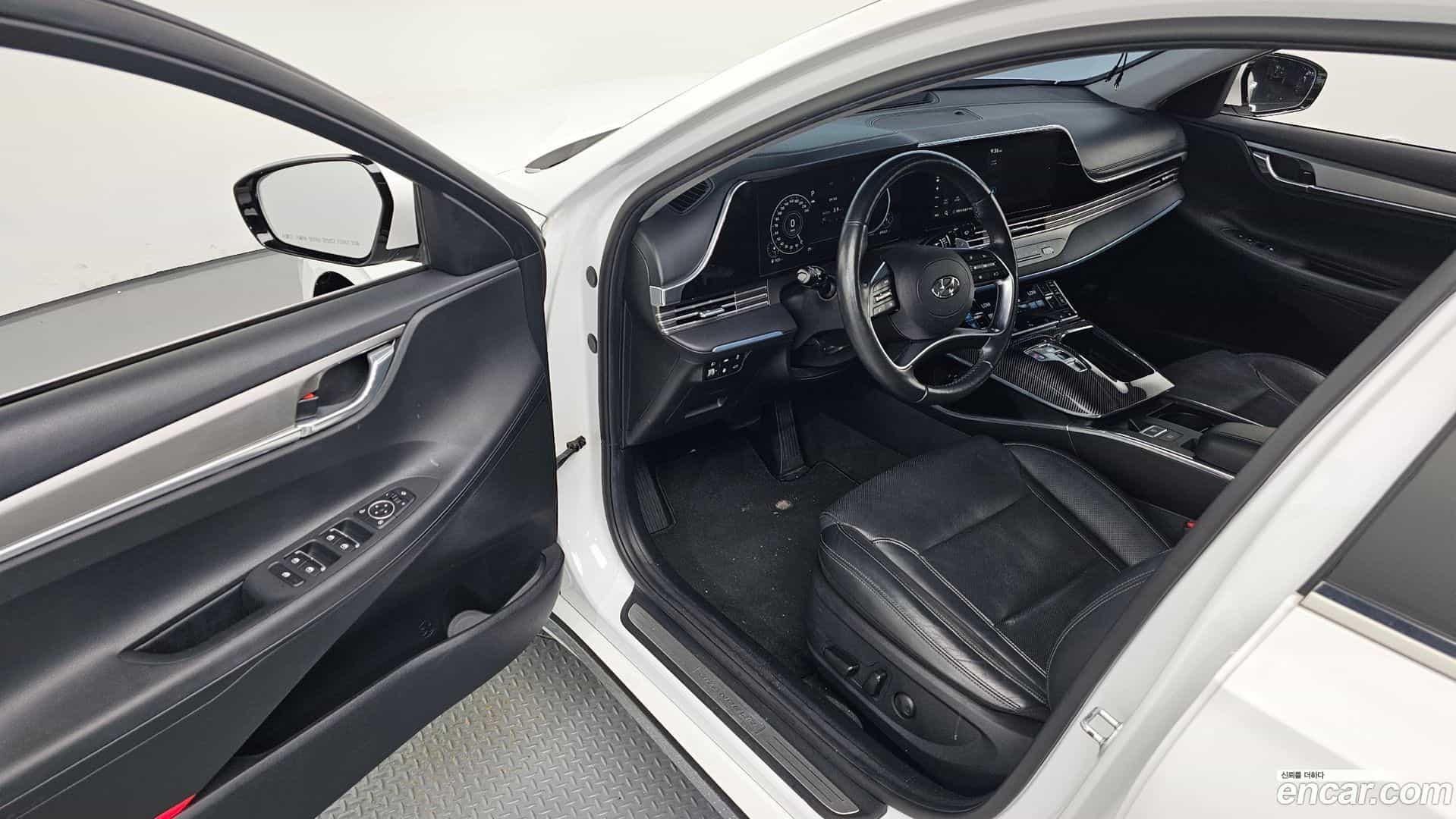 Grandeur Hyundai 2020.6-INNER-010