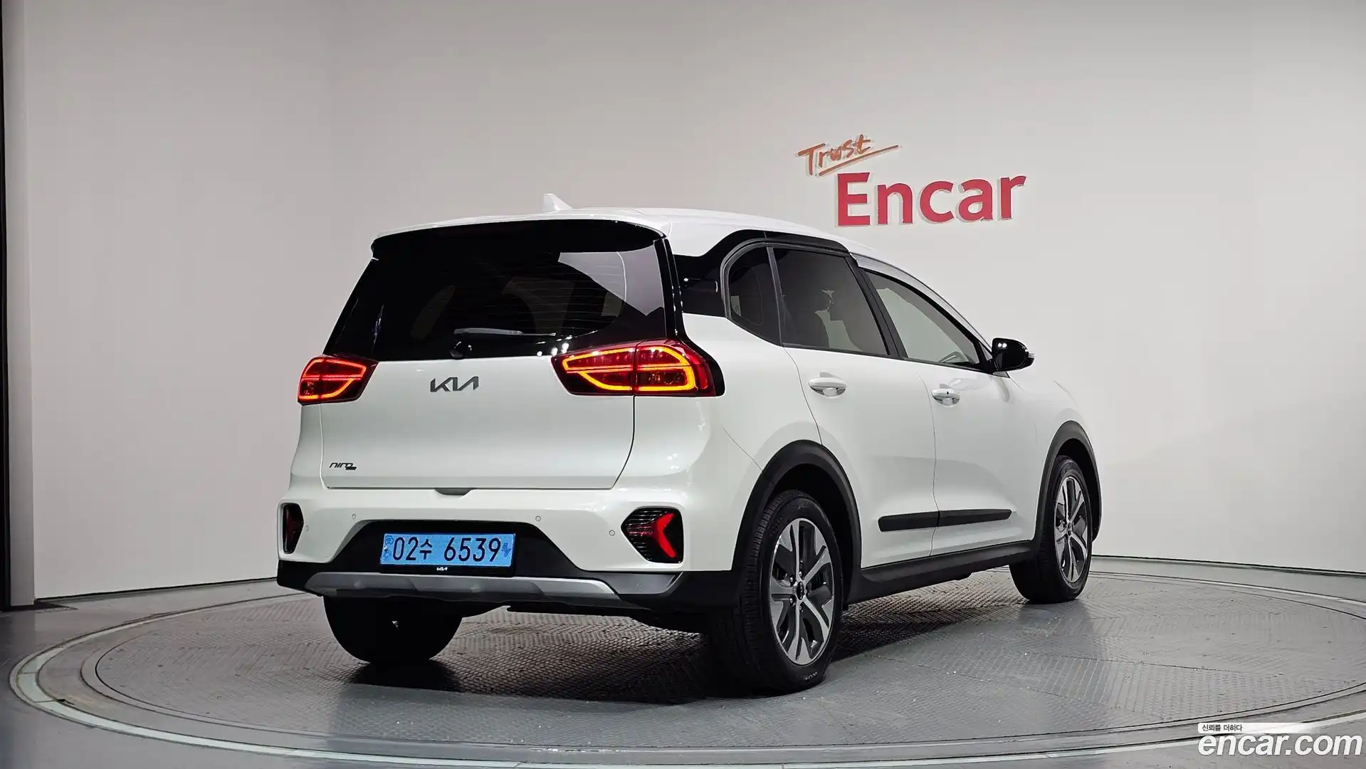 Niro Kia 2022.5-OUTER-002