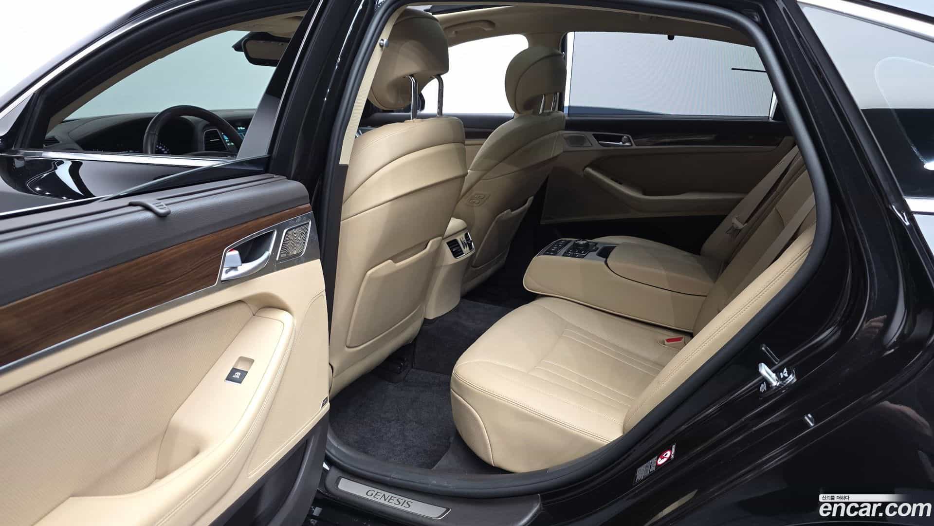 G80 Genesis 2018.5-INNER-036