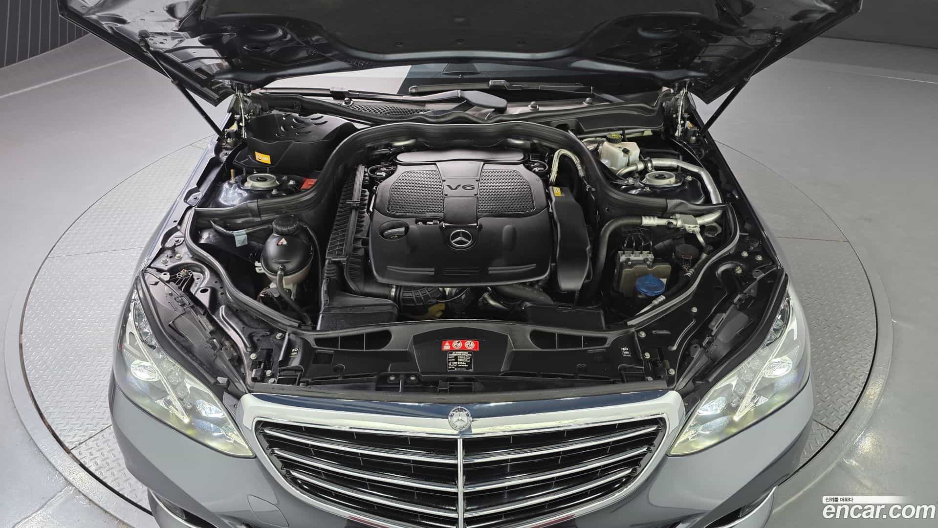E-Class Mercedes-Benz 2016.0-OUTER-006