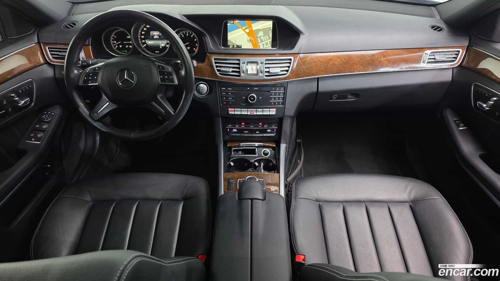 E-Class Mercedes-Benz 2016.0-INNER-007