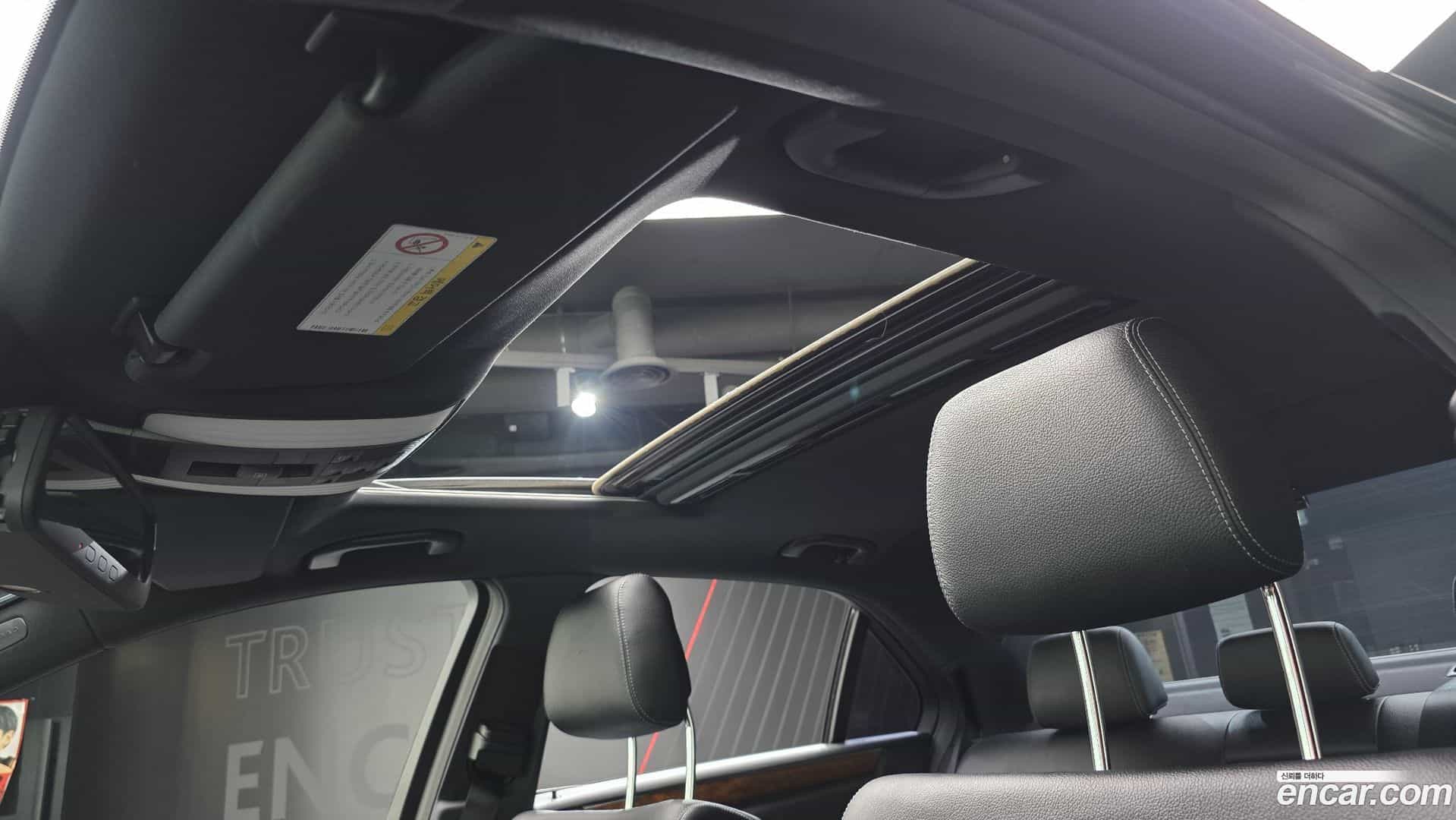 E-Class Mercedes-Benz 2016.0-OPTION-019
