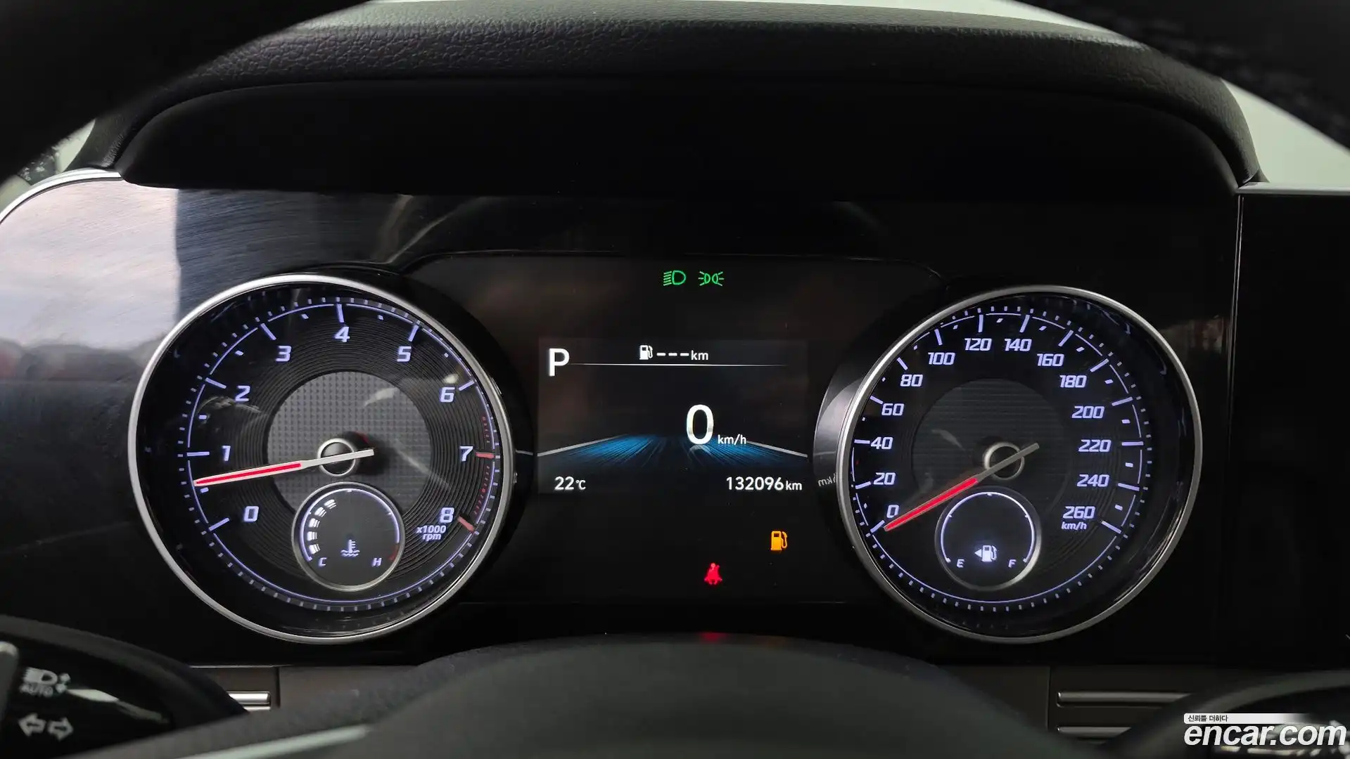 Grandeur Hyundai 2022.3-INNER-008