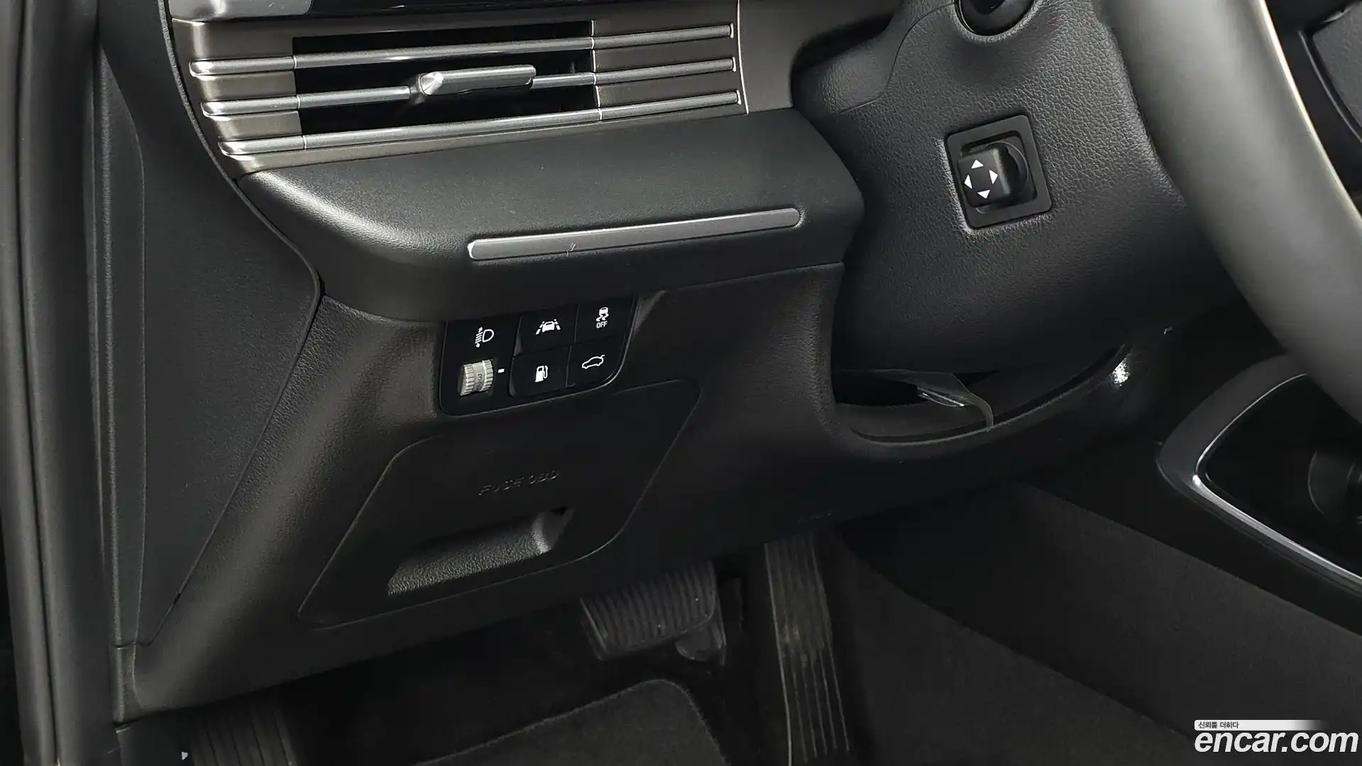 Grandeur Hyundai 2022.3-OPTION-041