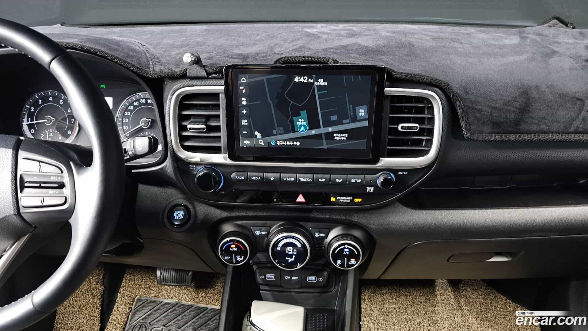 Venue Hyundai 2021.10-OPTION-017