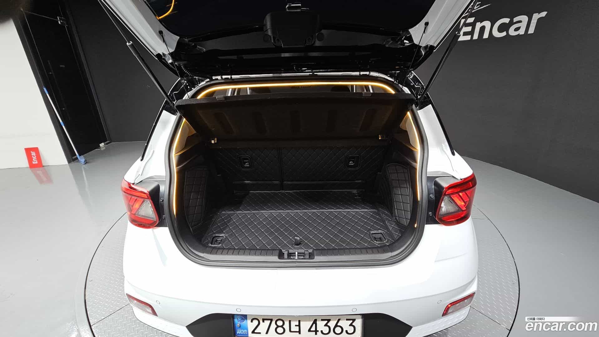 Venue Hyundai 2021.10-OPTION-040