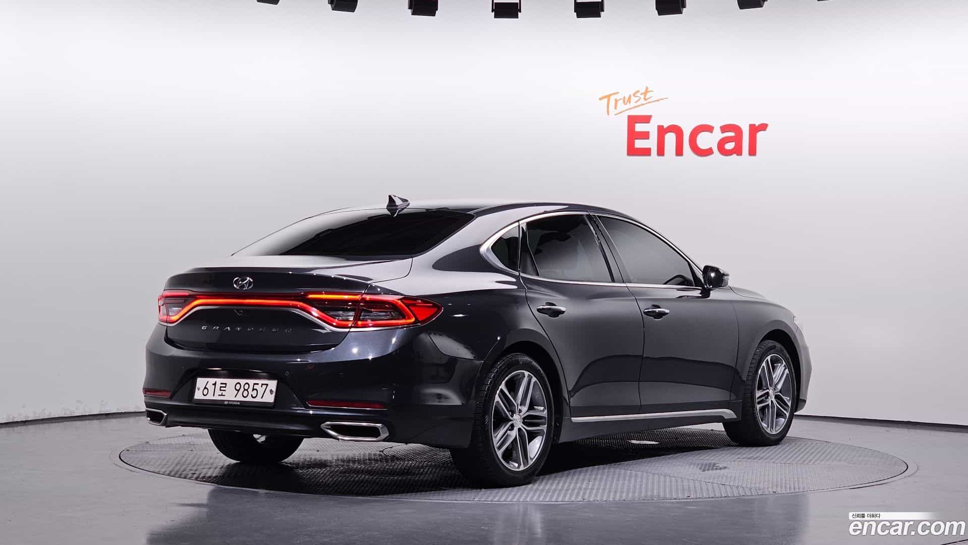 Grandeur Hyundai 2018.7-OUTER-002