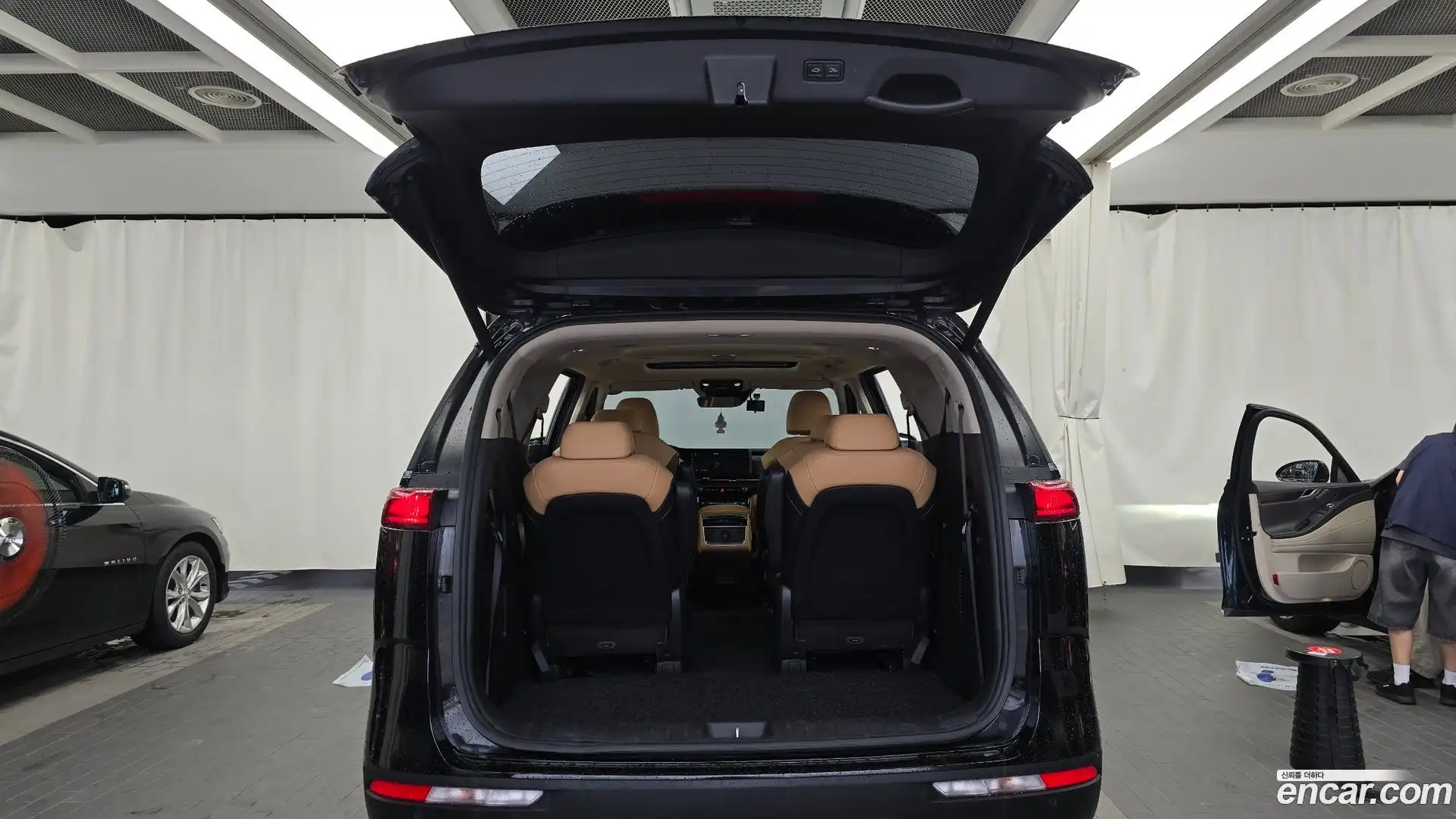 Canival Kia 2020.9-OPTION-024
