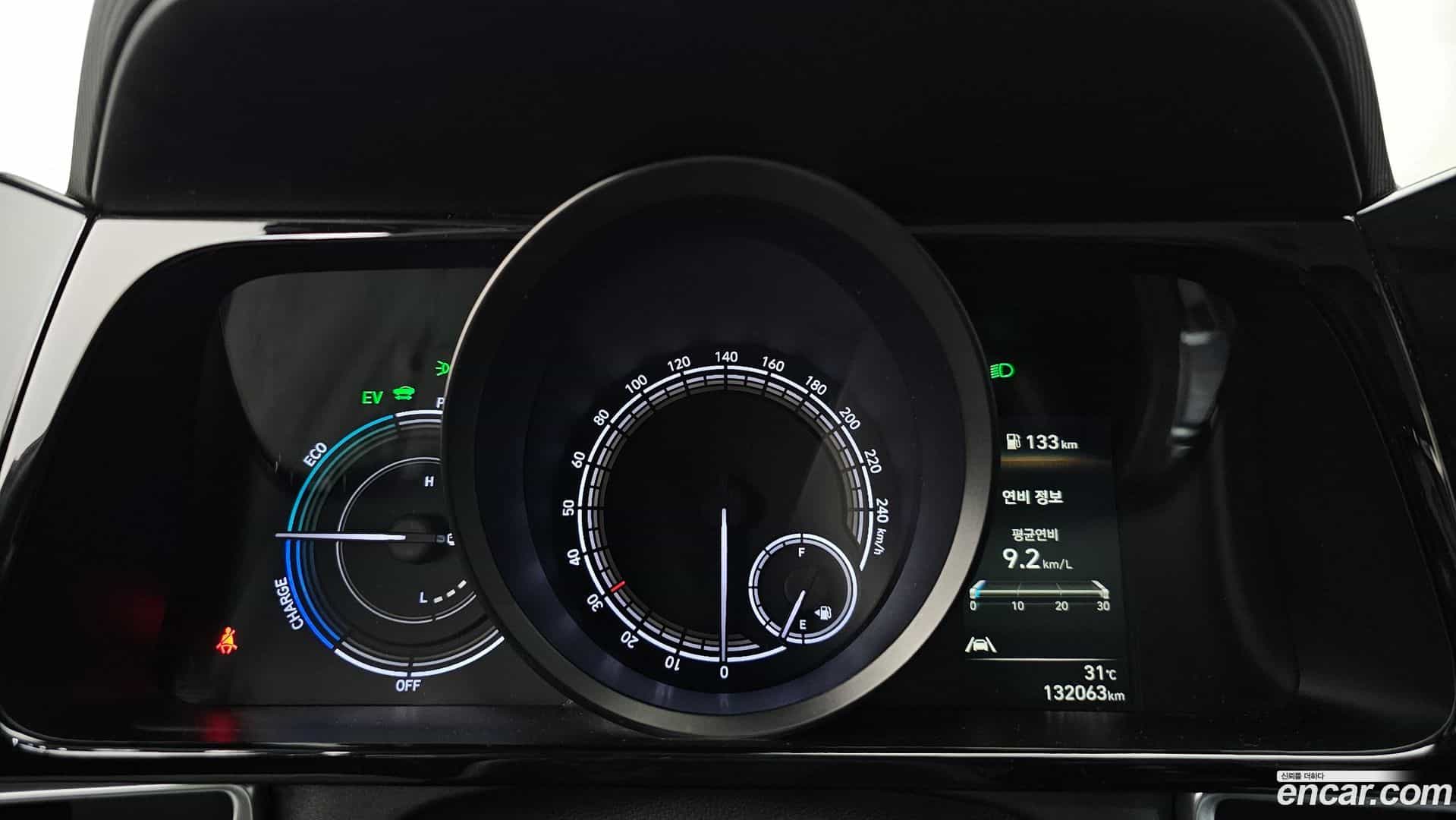 AVANTE Hyundai 2022.4-INNER-008