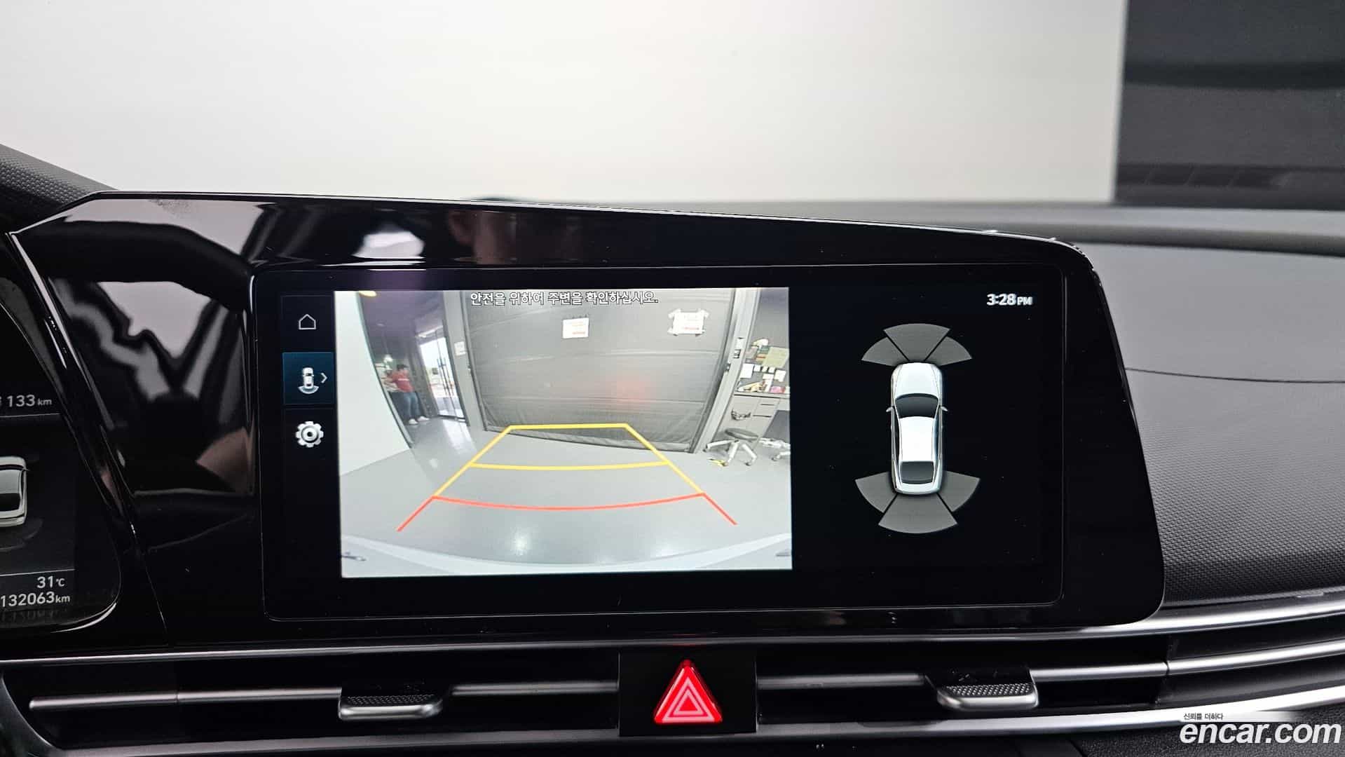 AVANTE Hyundai 2022.4-OPTION-018