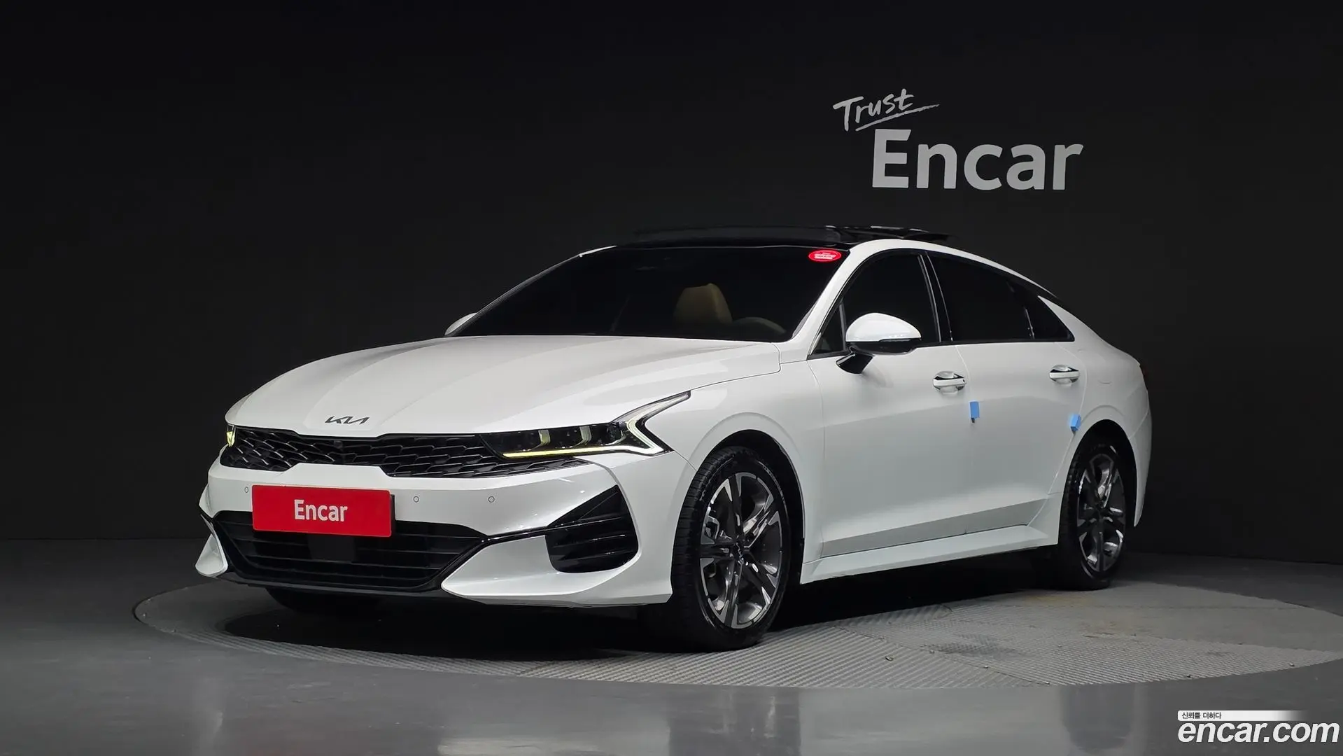 Main__Slider__Photo:K5 Kia 2022.4-0