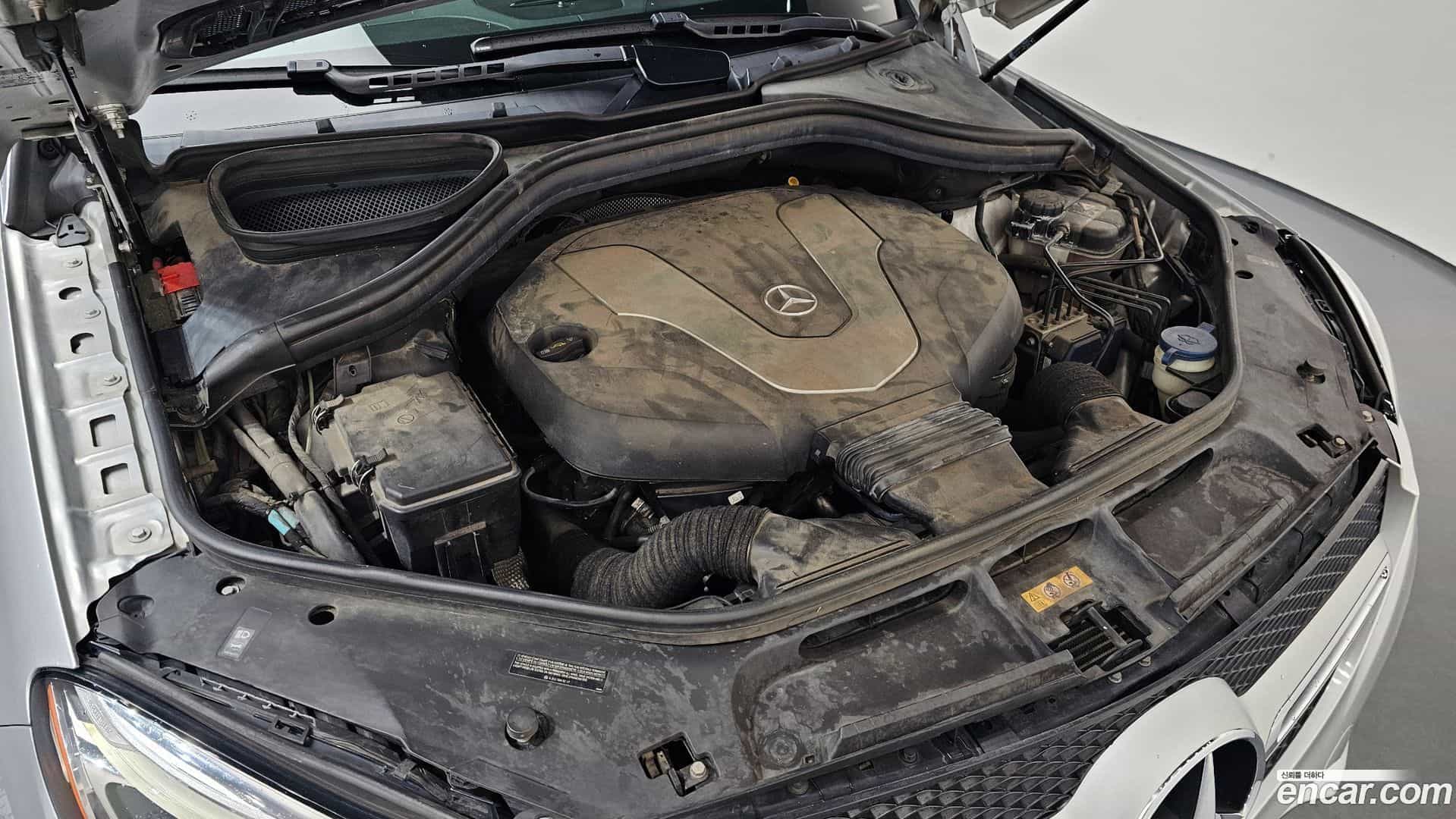 GLE-Class Mercedes-Benz 2017.6-OUTER-006