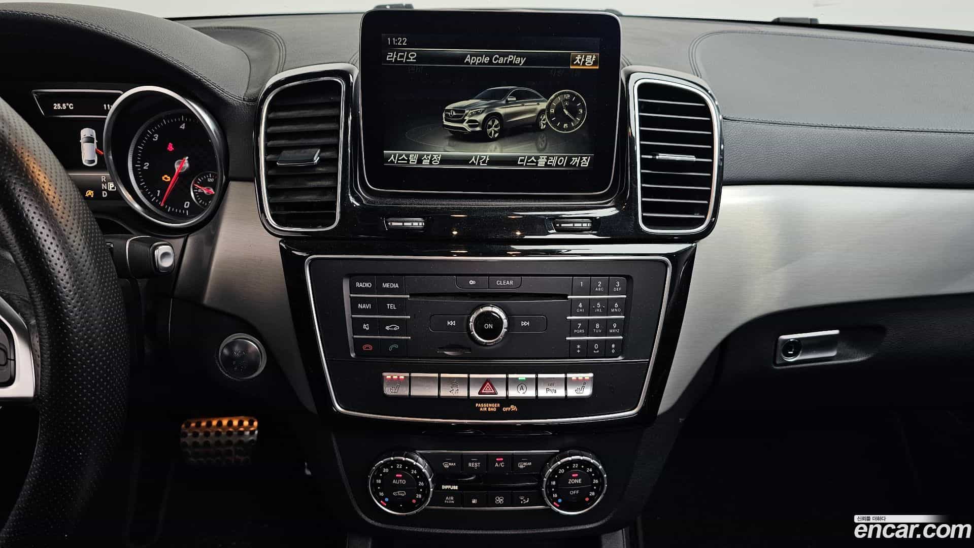 GLE-Class Mercedes-Benz 2017.6-OPTION-016