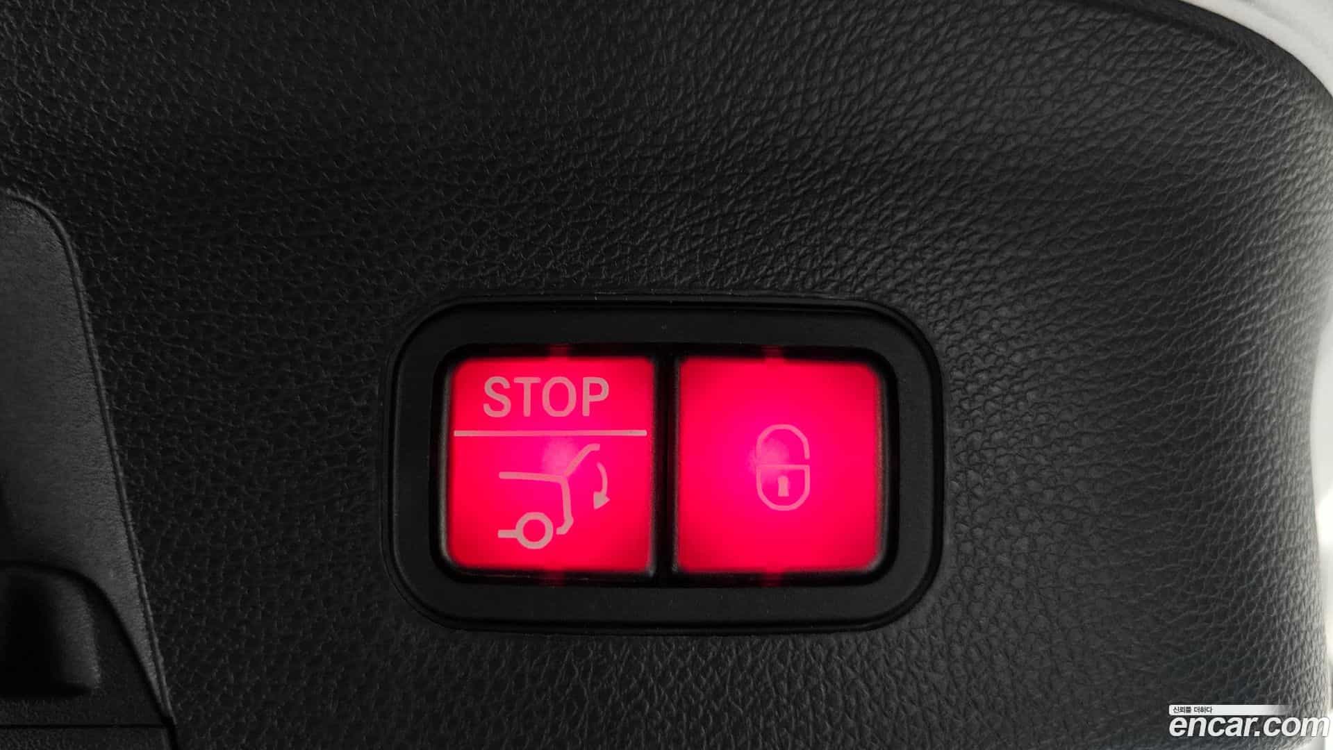 GLE-Class Mercedes-Benz 2017.6-OPTION-021