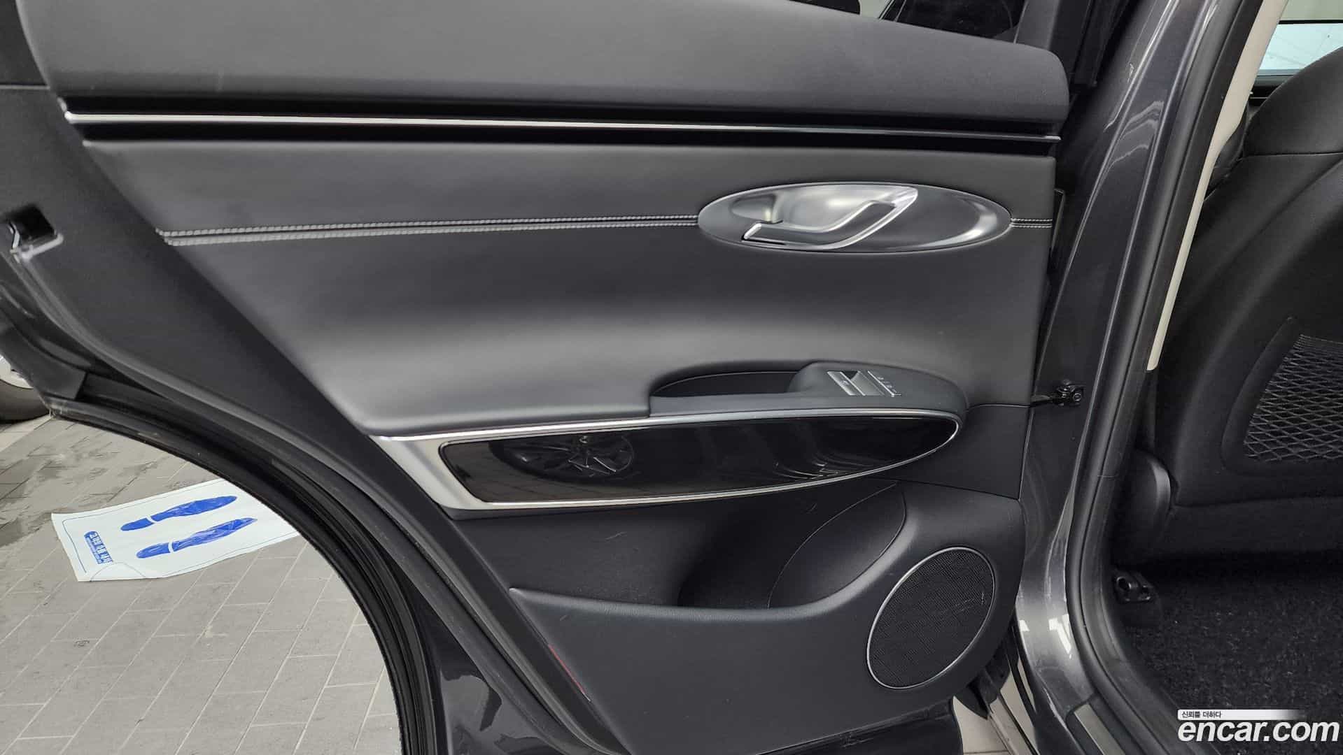 GV70 Genesis 2022.6-INNER-035