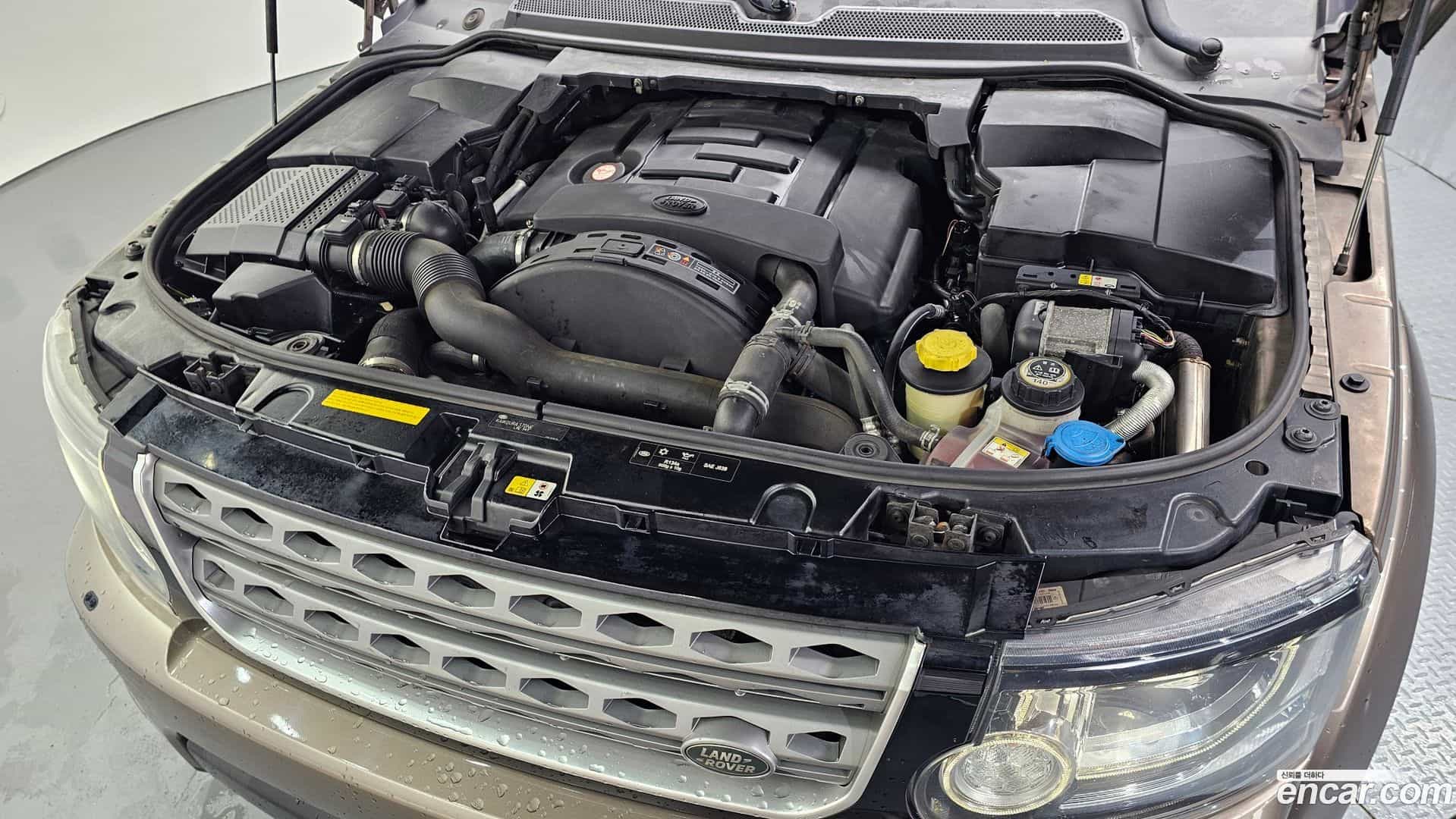 Discovery Land Rover 2014.11-OUTER-006