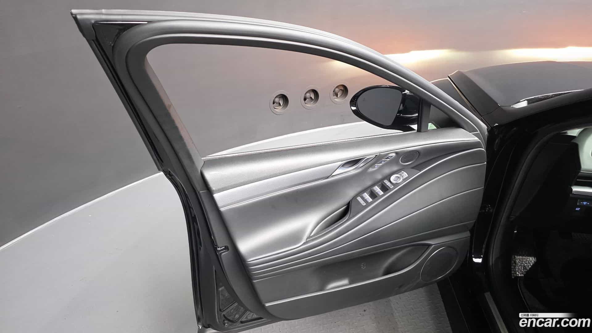 G80 Genesis 2023.6-INNER-034