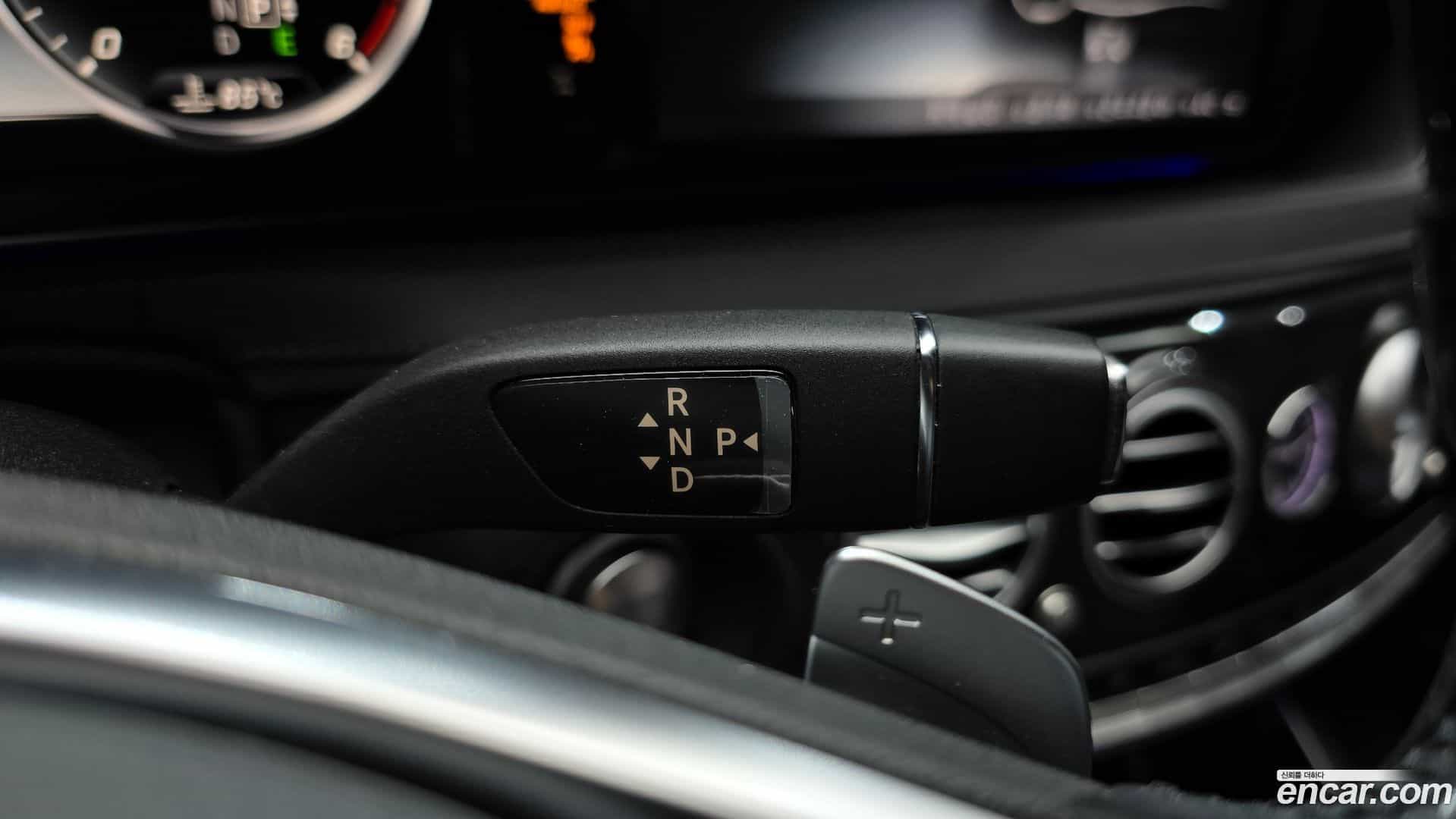 S-Class Mercedes-Benz 2015.2-INNER-009