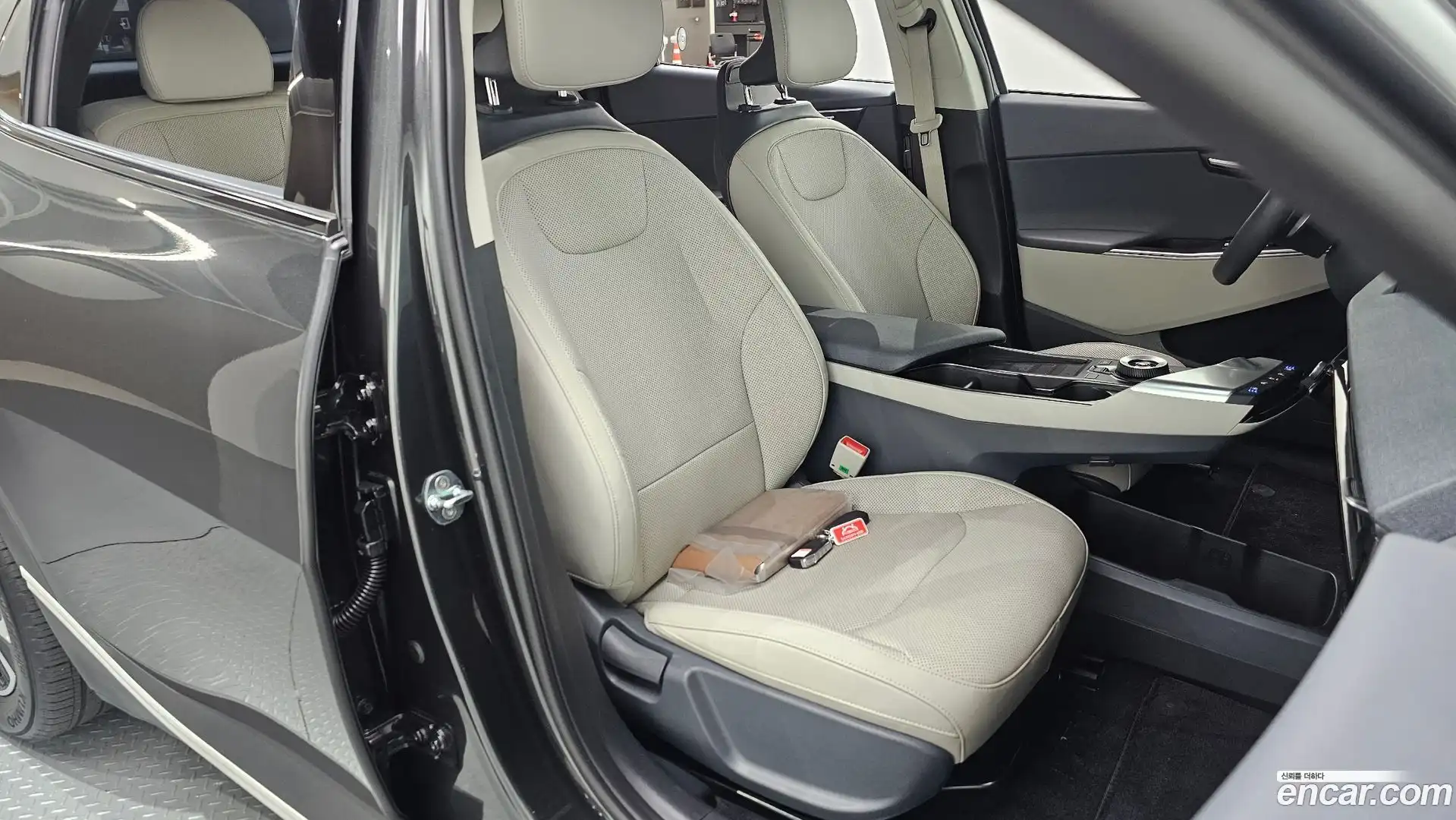 EV6 Kia 2022.7-OPTION-015