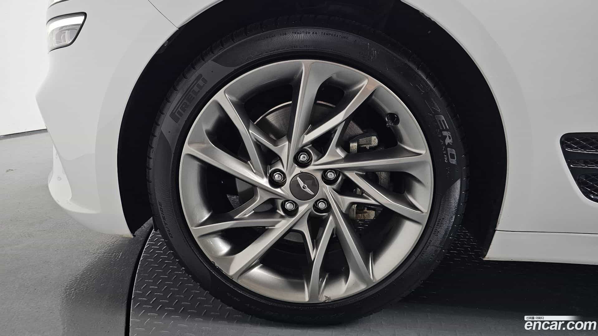 G70 Genesis 2021.9-OUTER-005