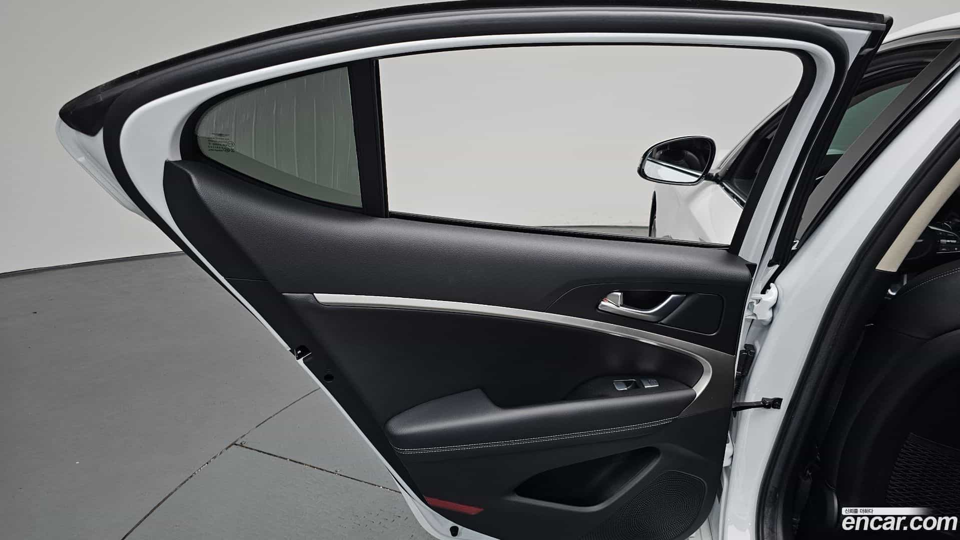 G70 Genesis 2021.9-INNER-035