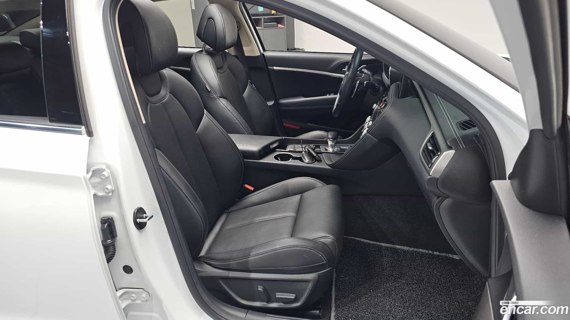 G70 Genesis 2021.9-INNER-036