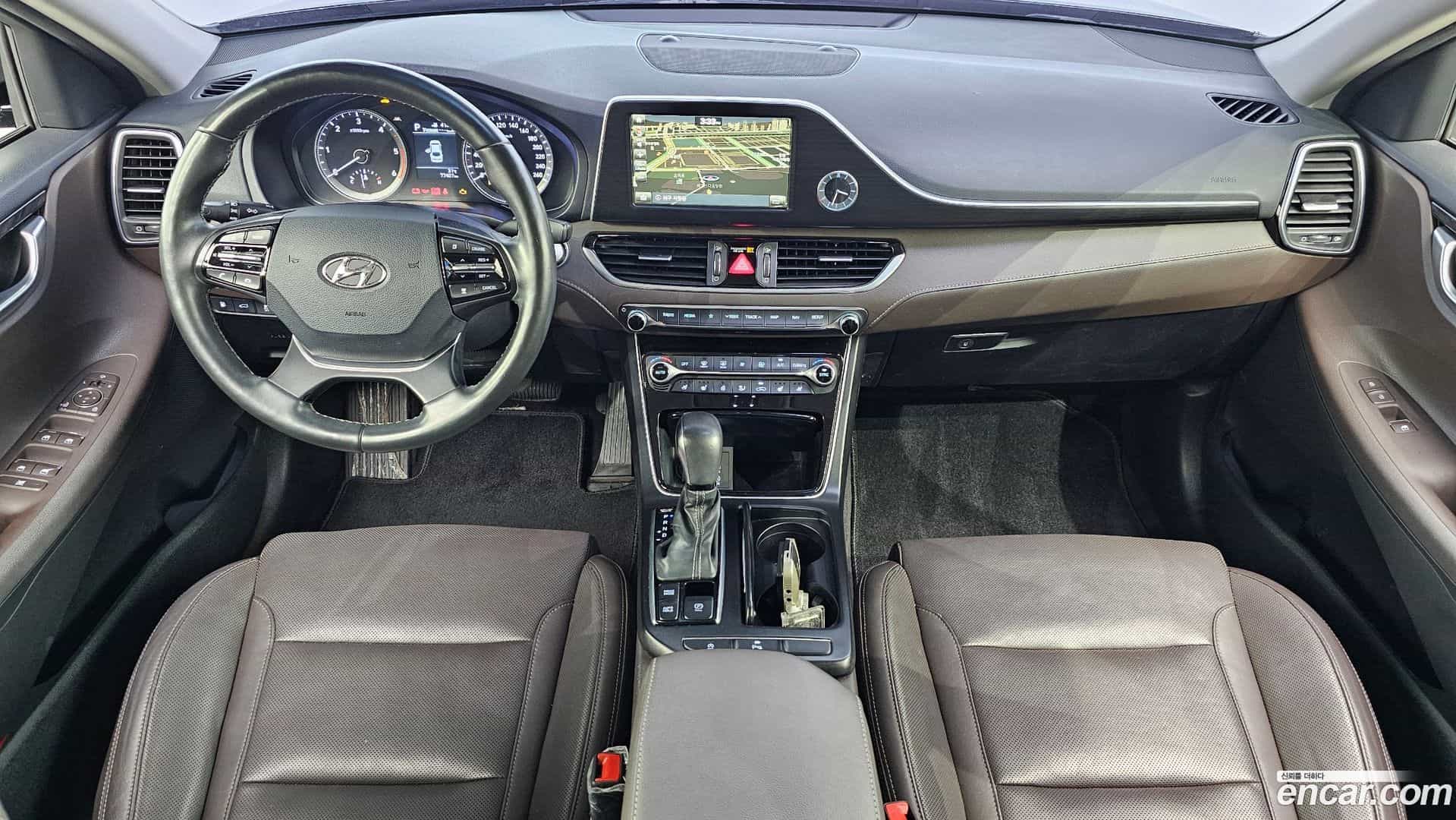 Grandeur Hyundai 2017.3-INNER-007