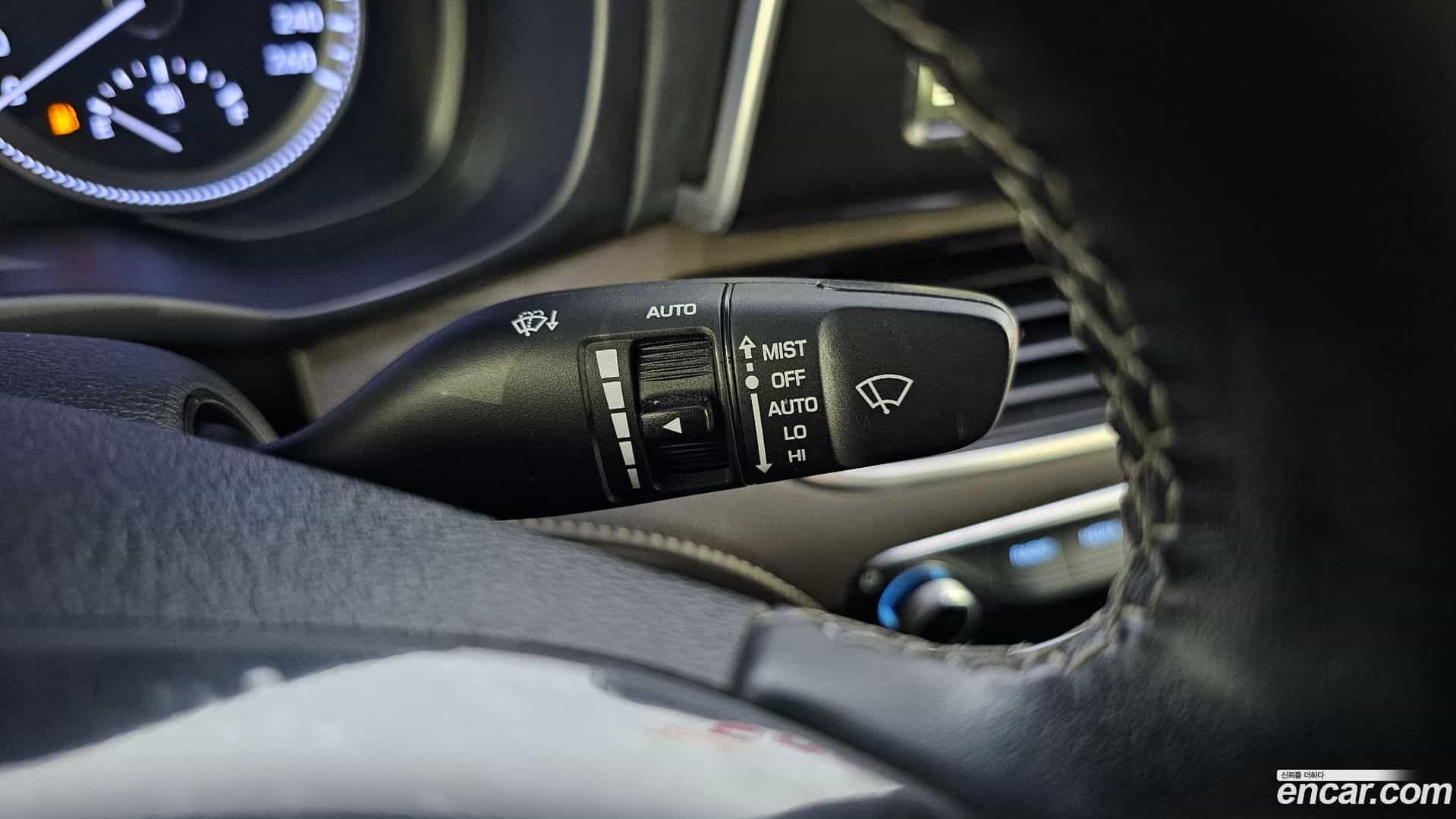 Grandeur Hyundai 2017.3-OPTION-020