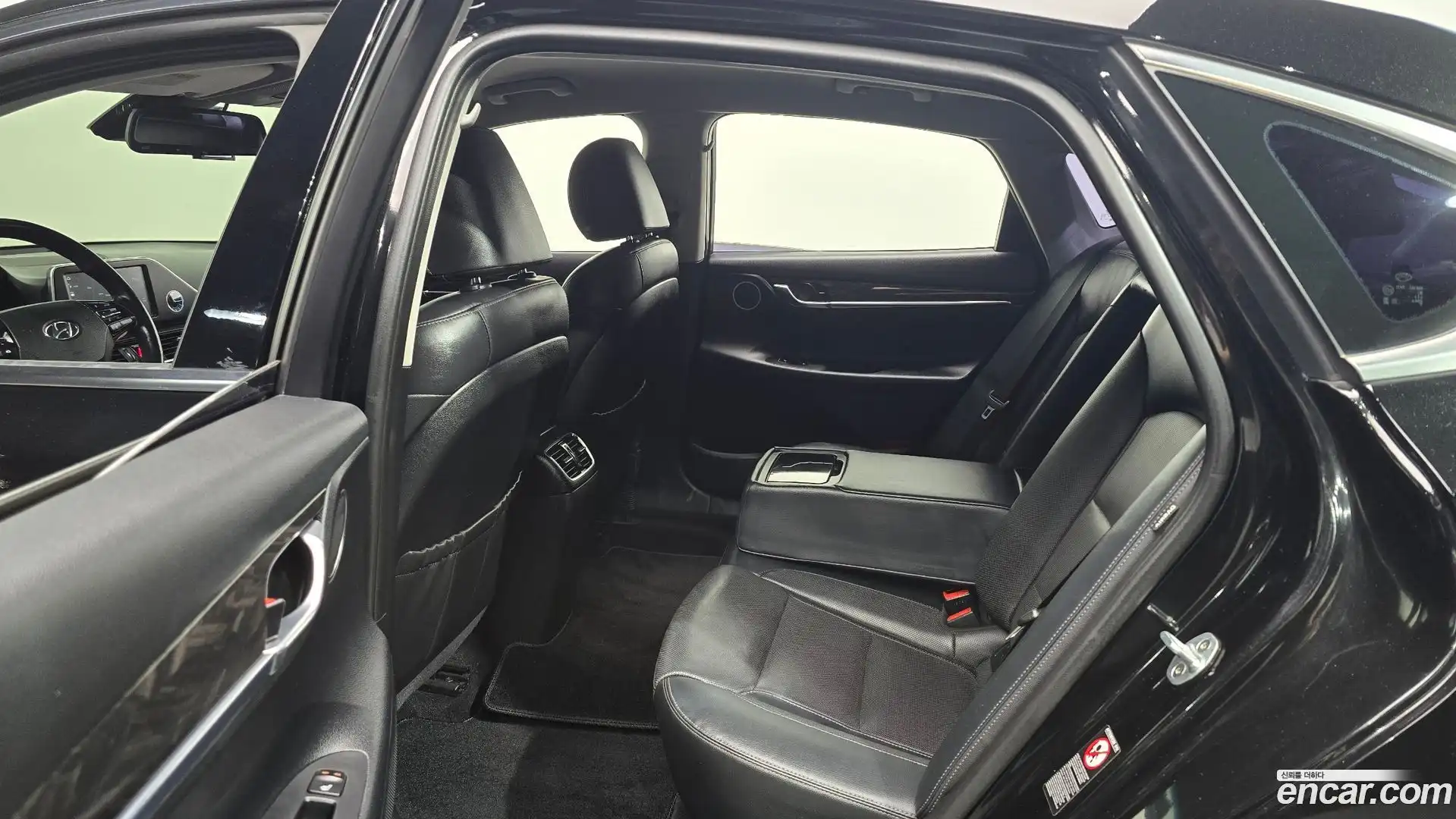 Grandeur Hyundai 2017.5-OPTION-015