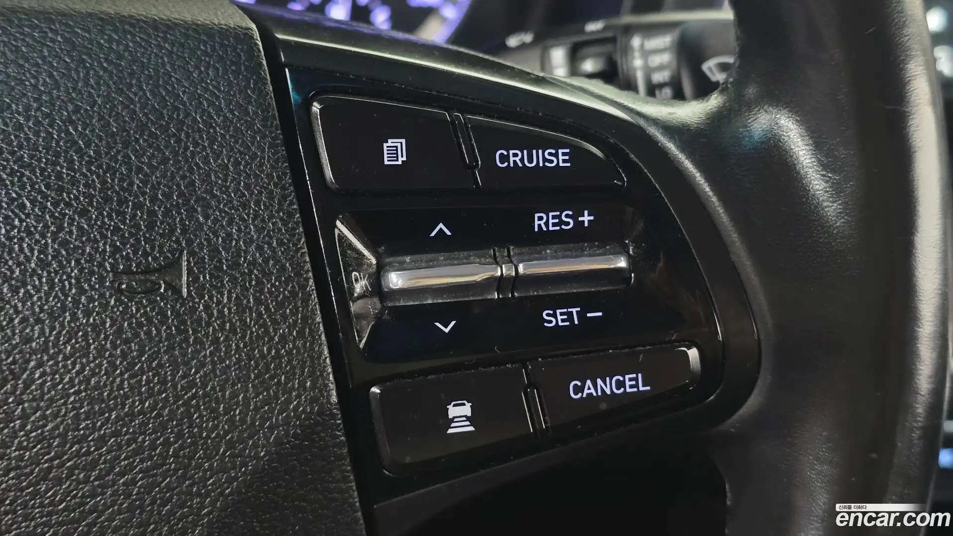 Grandeur Hyundai 2017.5-OPTION-018