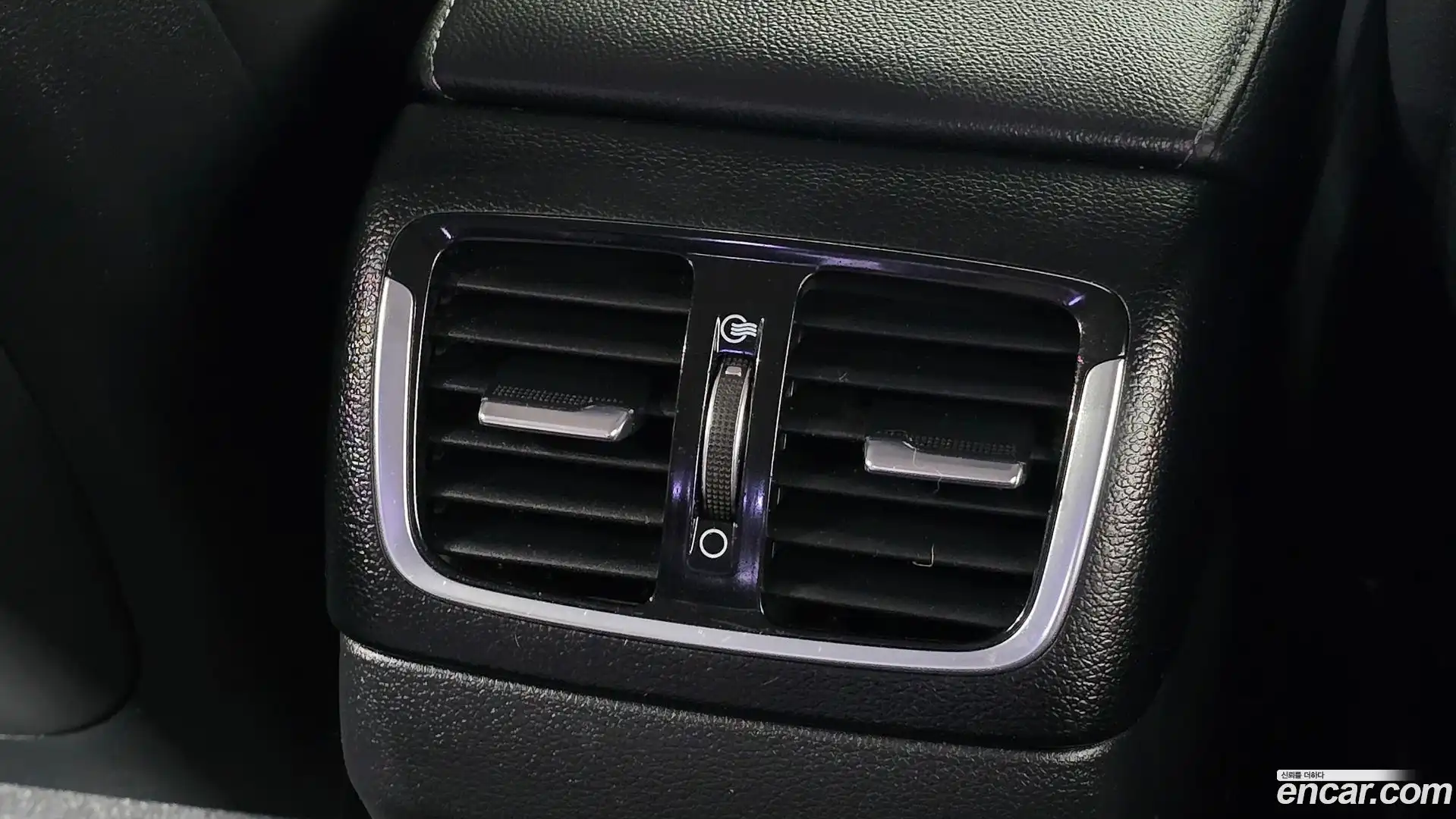 Grandeur Hyundai 2017.5-OPTION-042