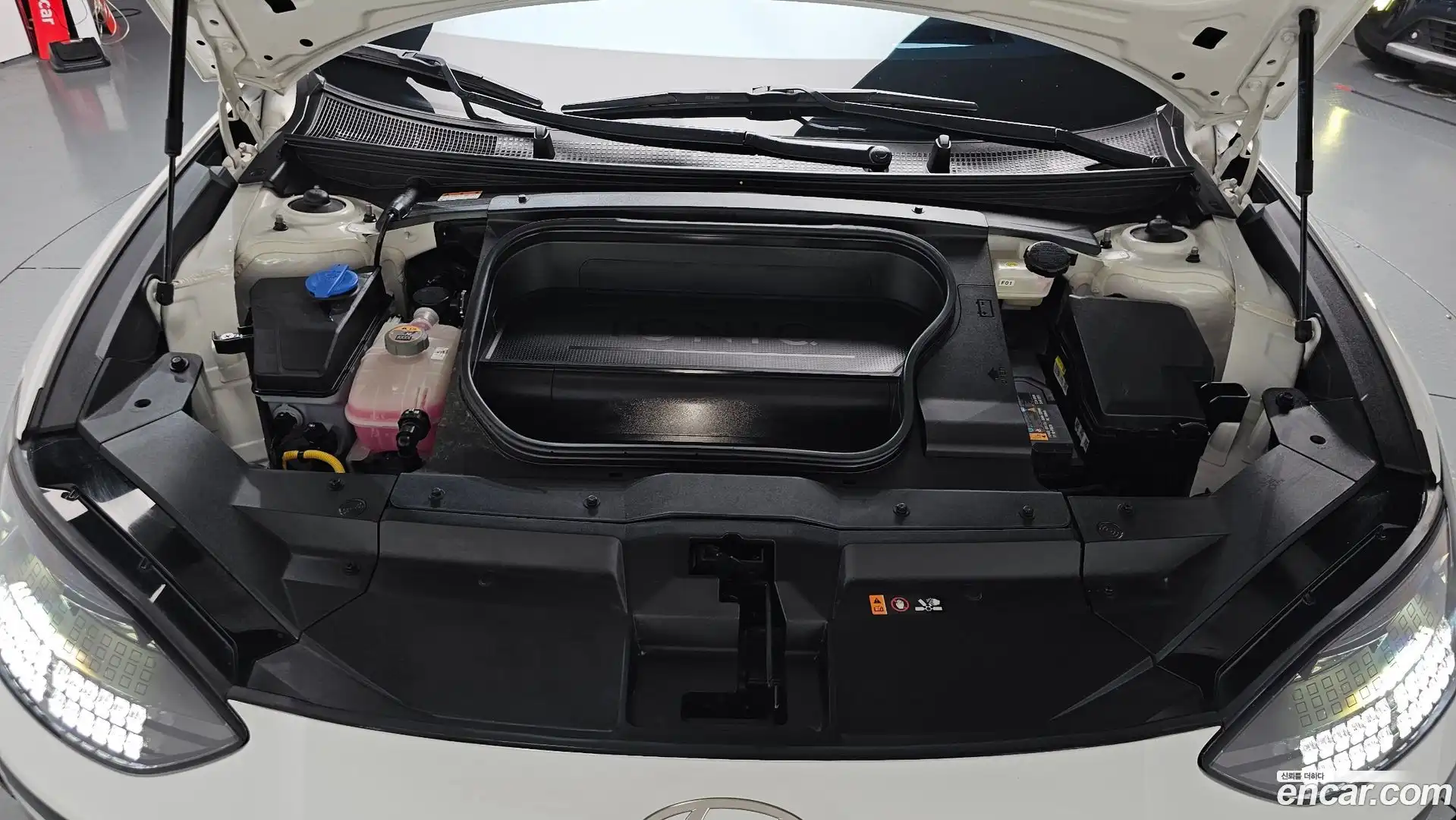 Ioniq6 Hyundai 2023.11-OUTER-006