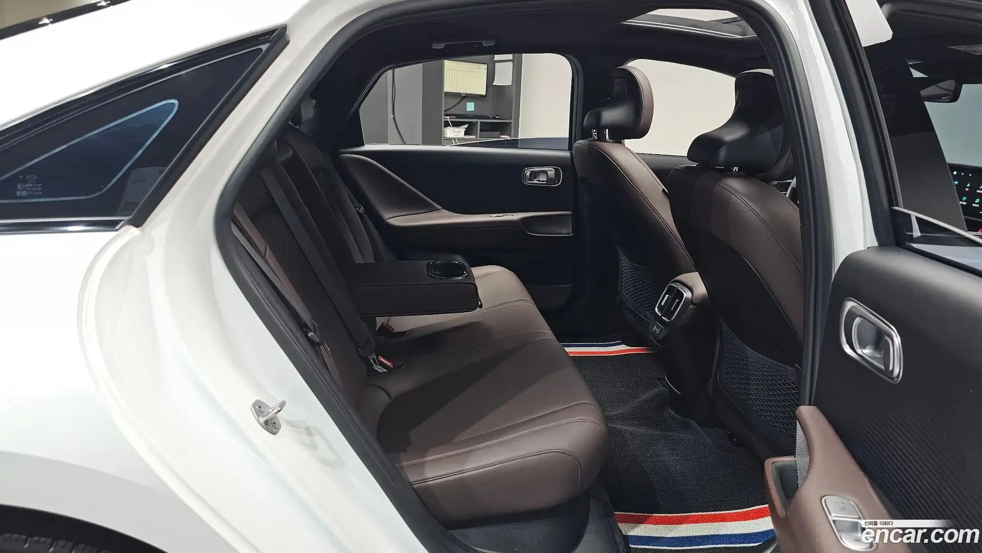 Ioniq6 Hyundai 2023.11-OPTION-015
