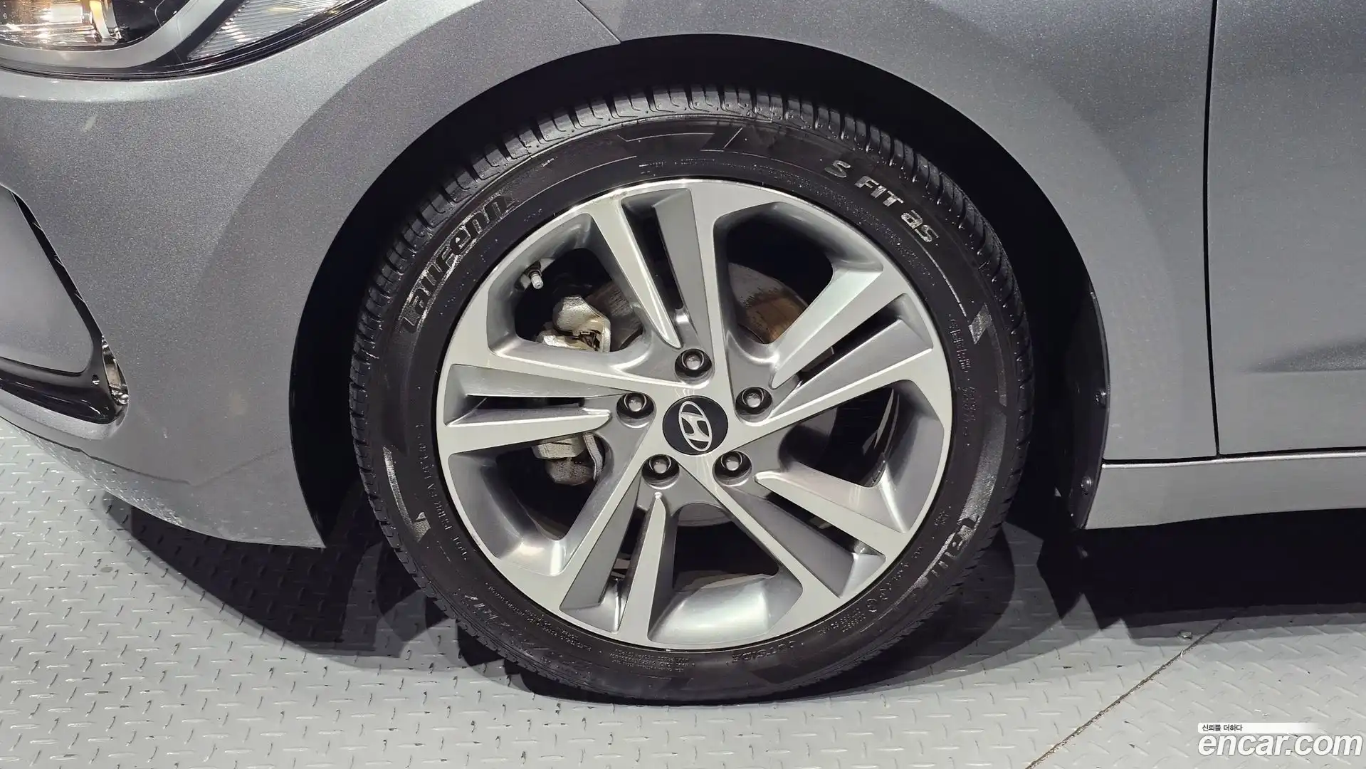 AVANTE Hyundai 2018.3-OUTER-005
