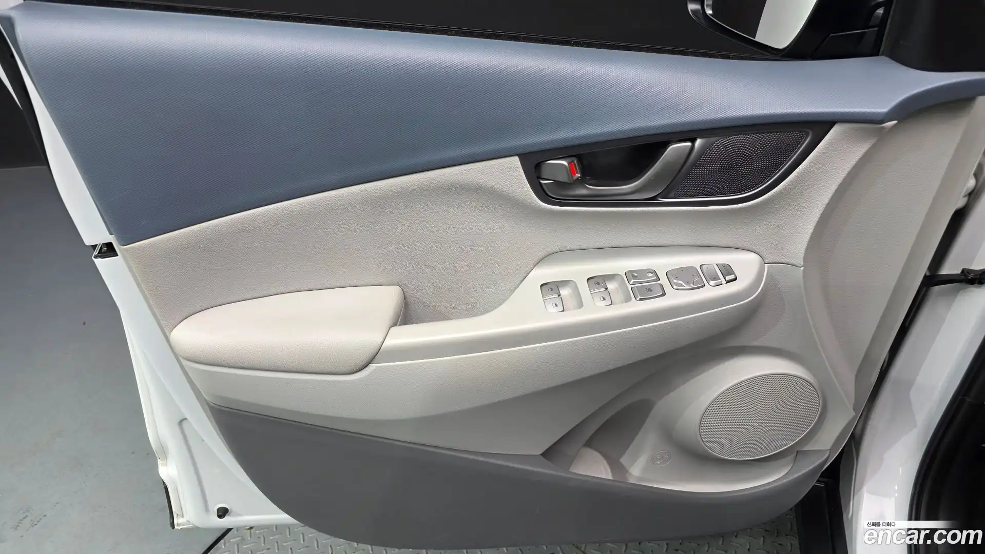 Kona Hyundai 2019.0-INNER-034