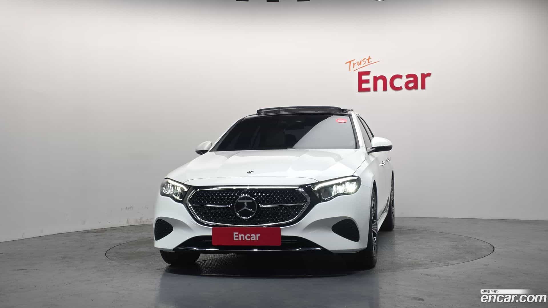 E-Class Mercedes-Benz 2026.1-OUTER-003