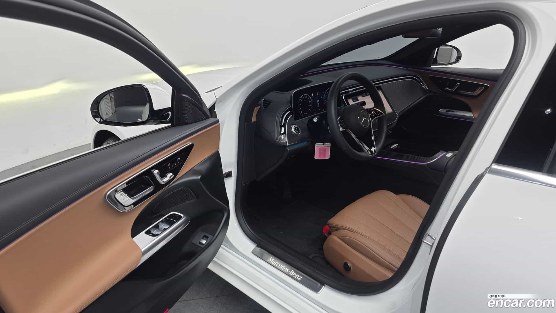 E-Class Mercedes-Benz 2026.1-INNER-010