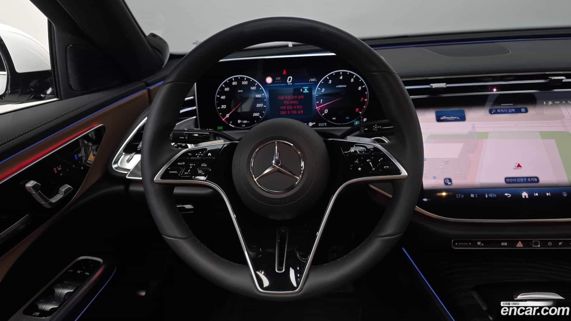 E-Class Mercedes-Benz 2026.1-OPTION-019
