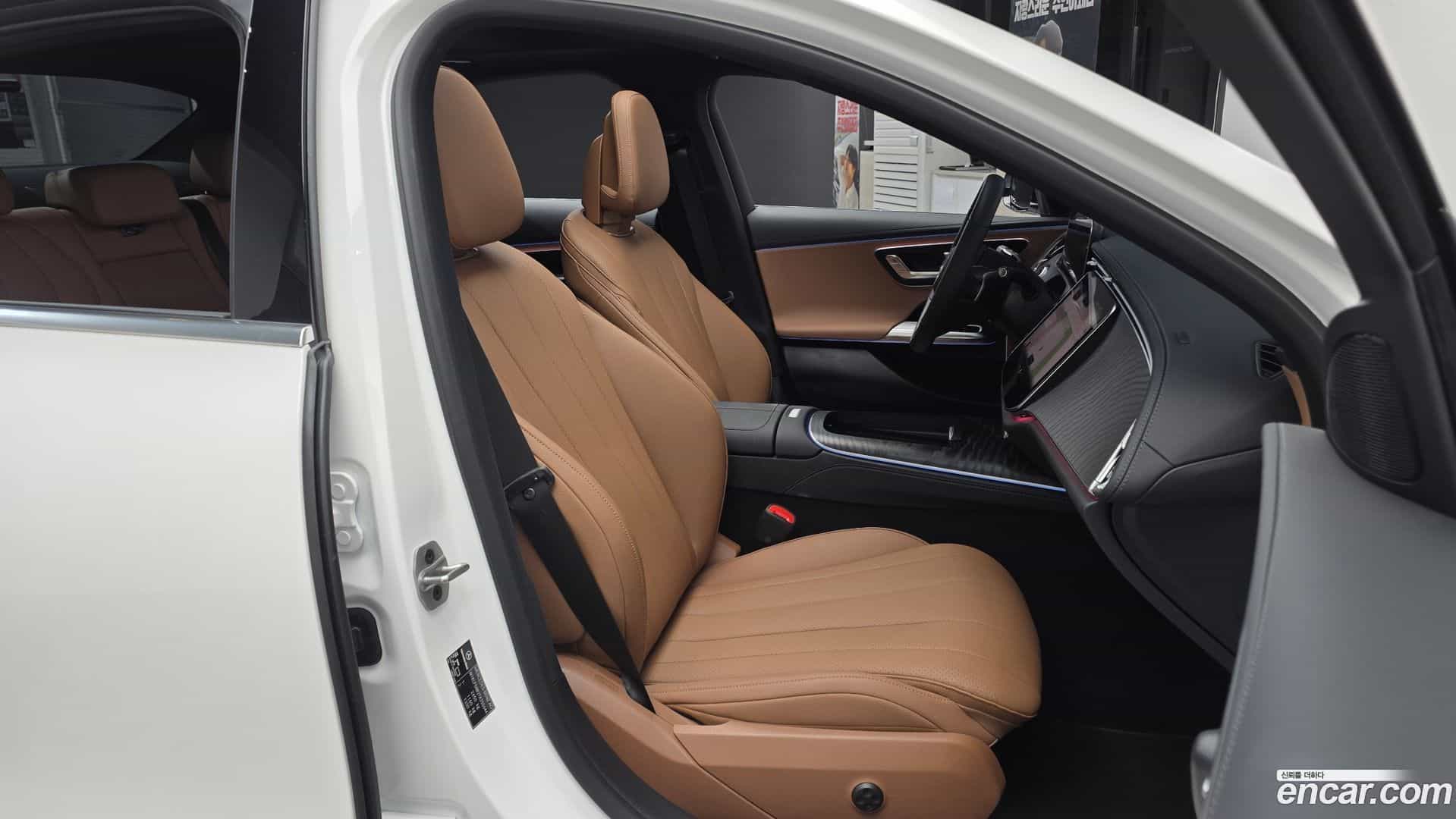 E-Class Mercedes-Benz 2026.1-INNER-036