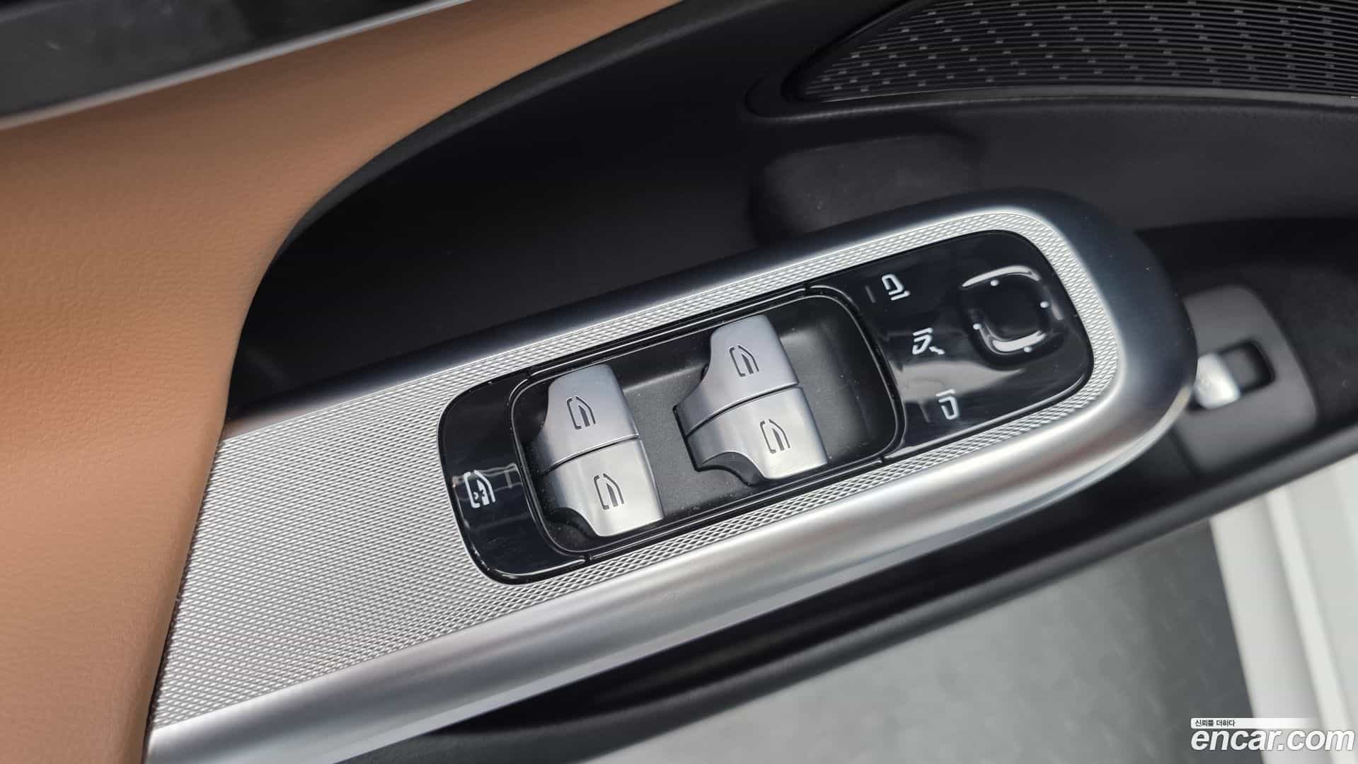 E-Class Mercedes-Benz 2026.1-OPTION-041
