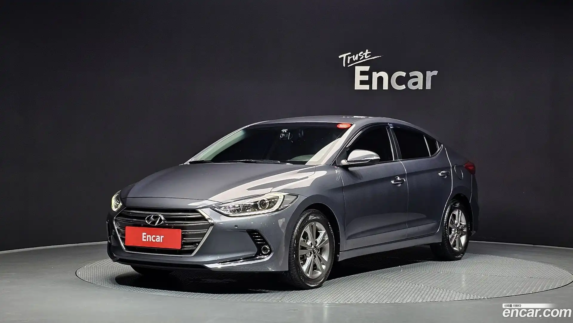AVANTE Hyundai 2018.1-OUTER-001