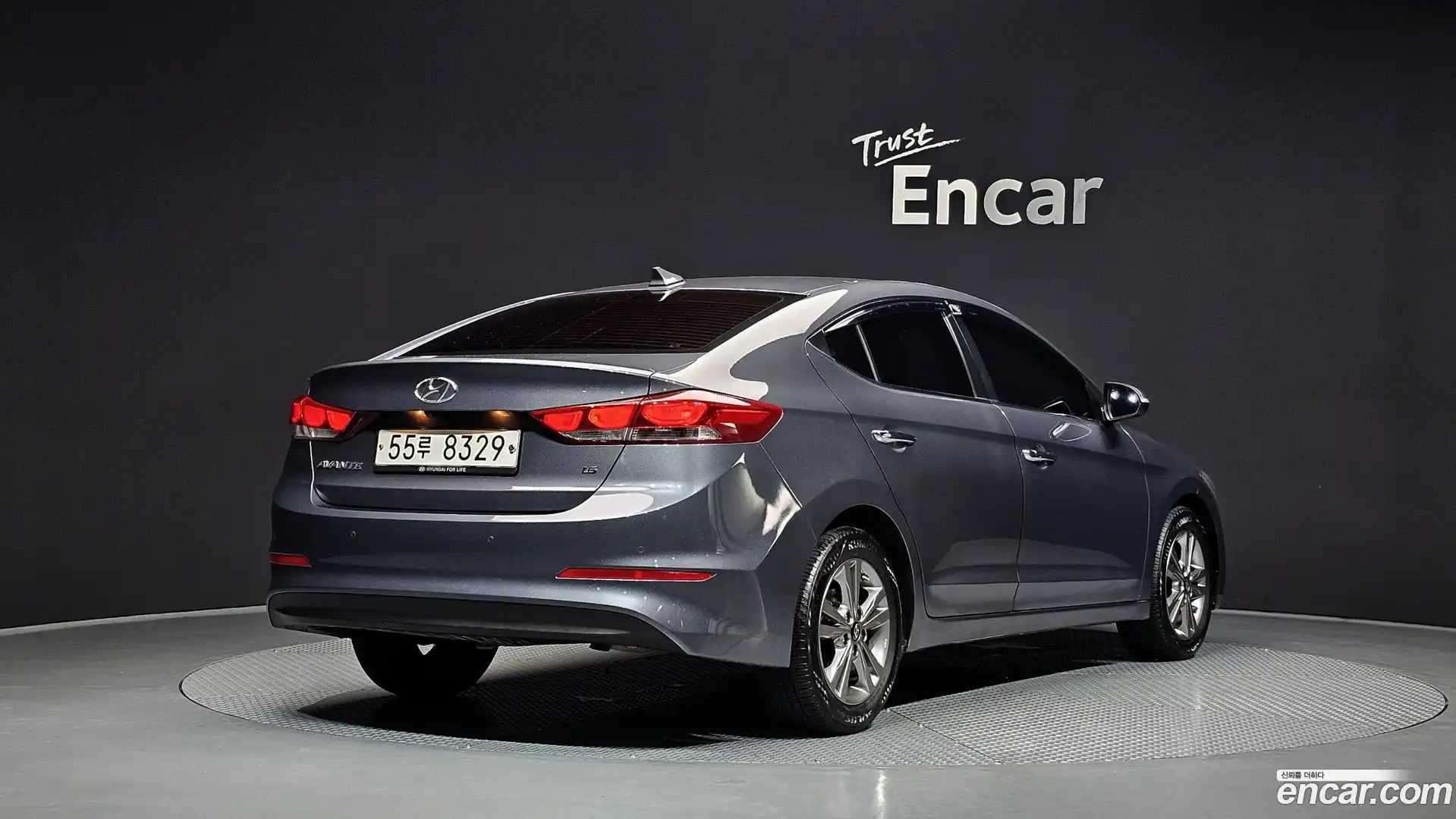 AVANTE Hyundai 2018.1-OUTER-002