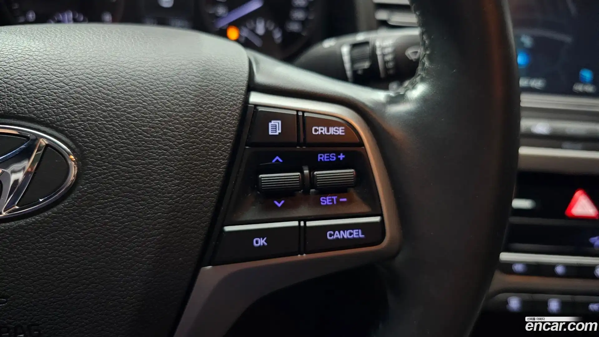 AVANTE Hyundai 2018.1-OPTION-040