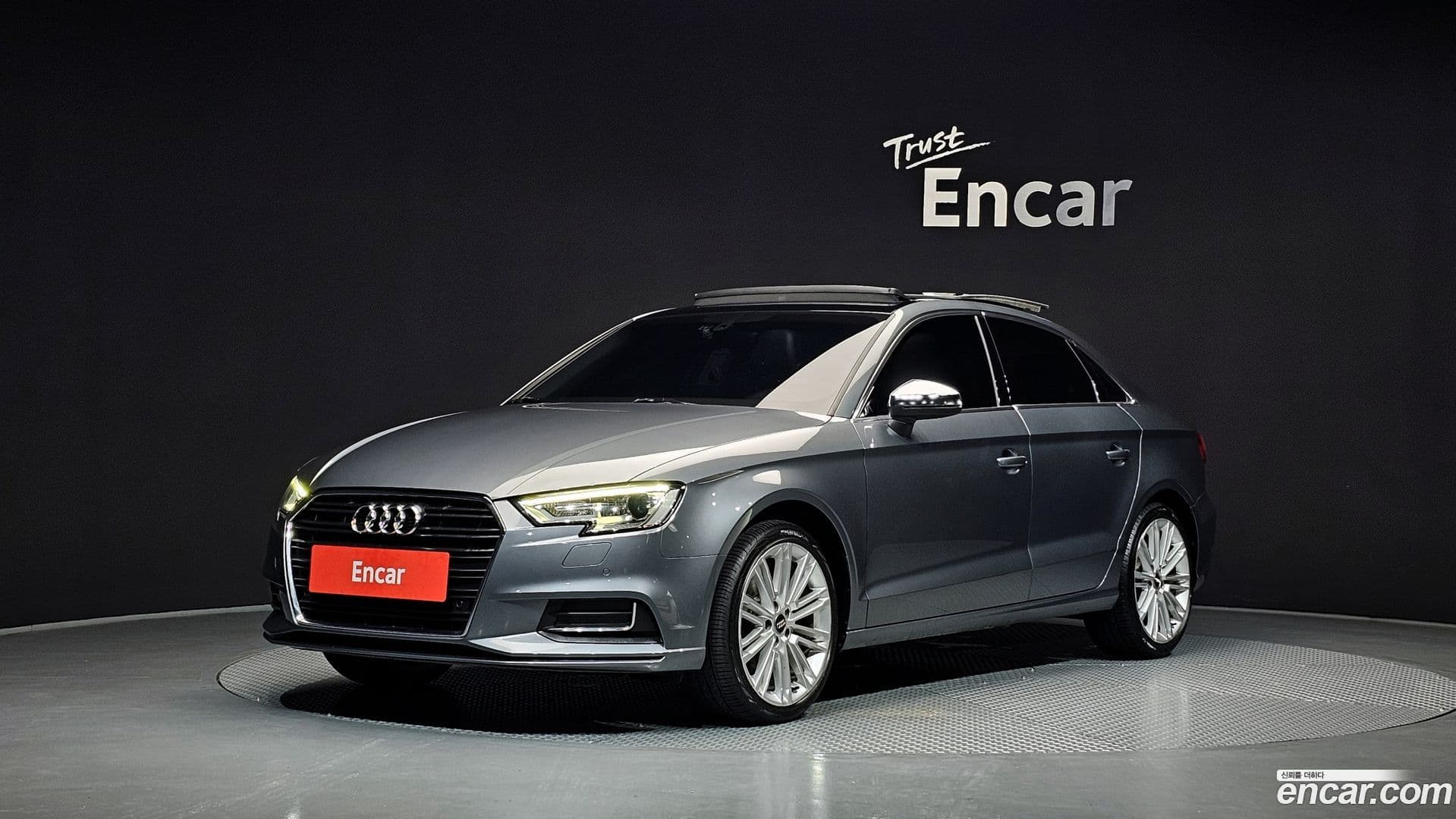Main__Slider__Photo:A3 Audi 2018.8-0