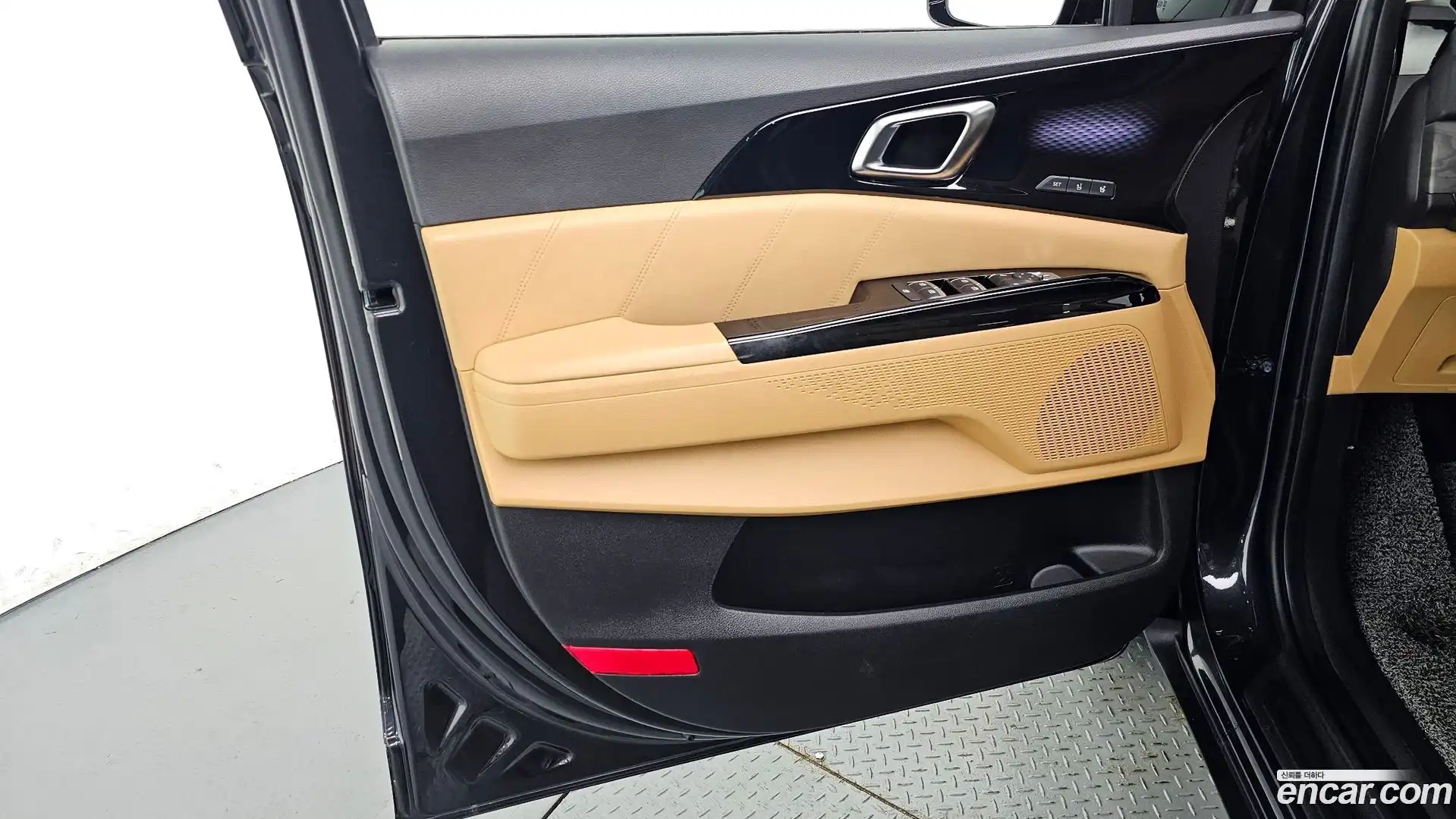 Canival Kia 2023.5-INNER-034
